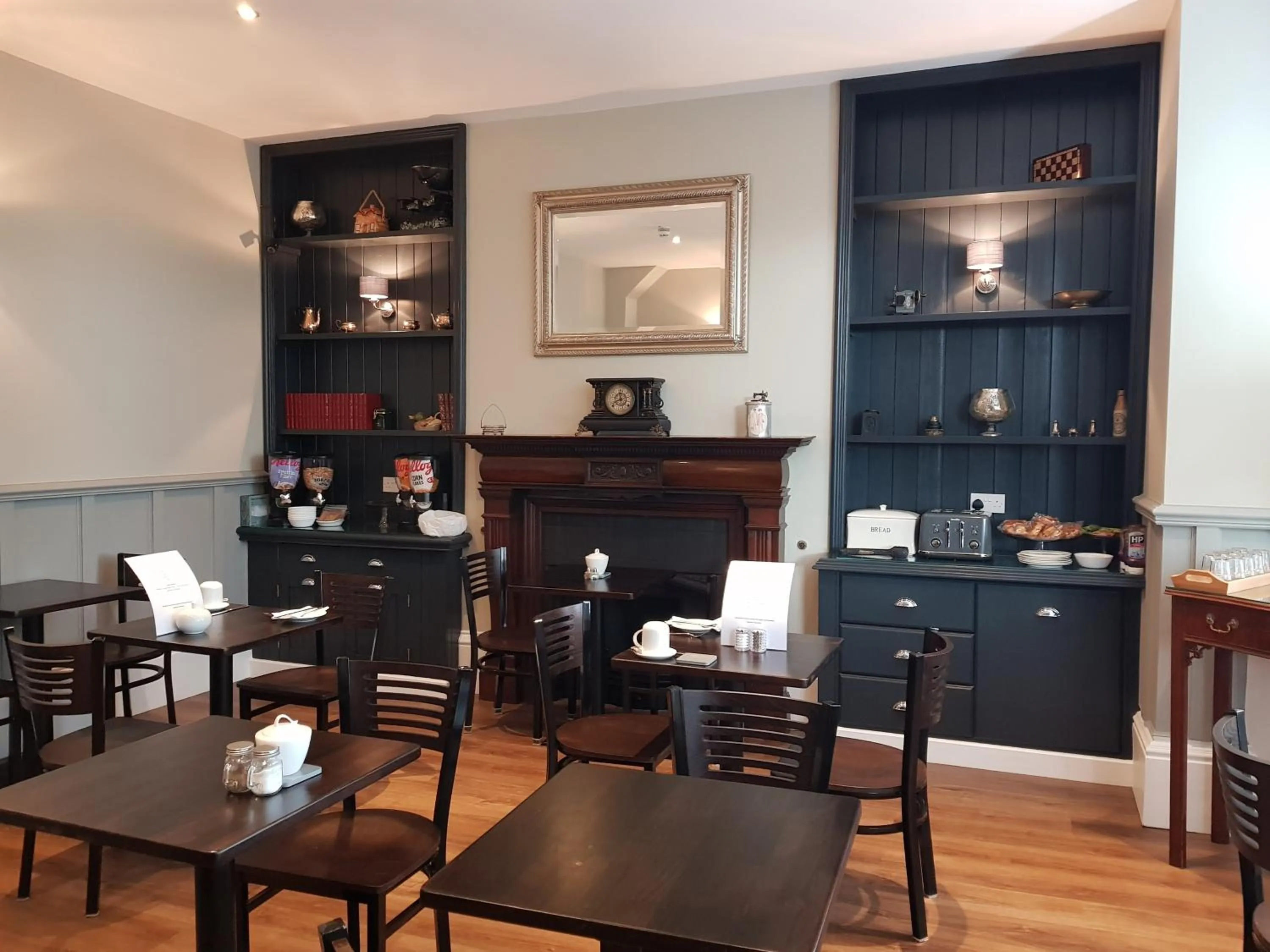 Breakfast in Kingswood Guest House