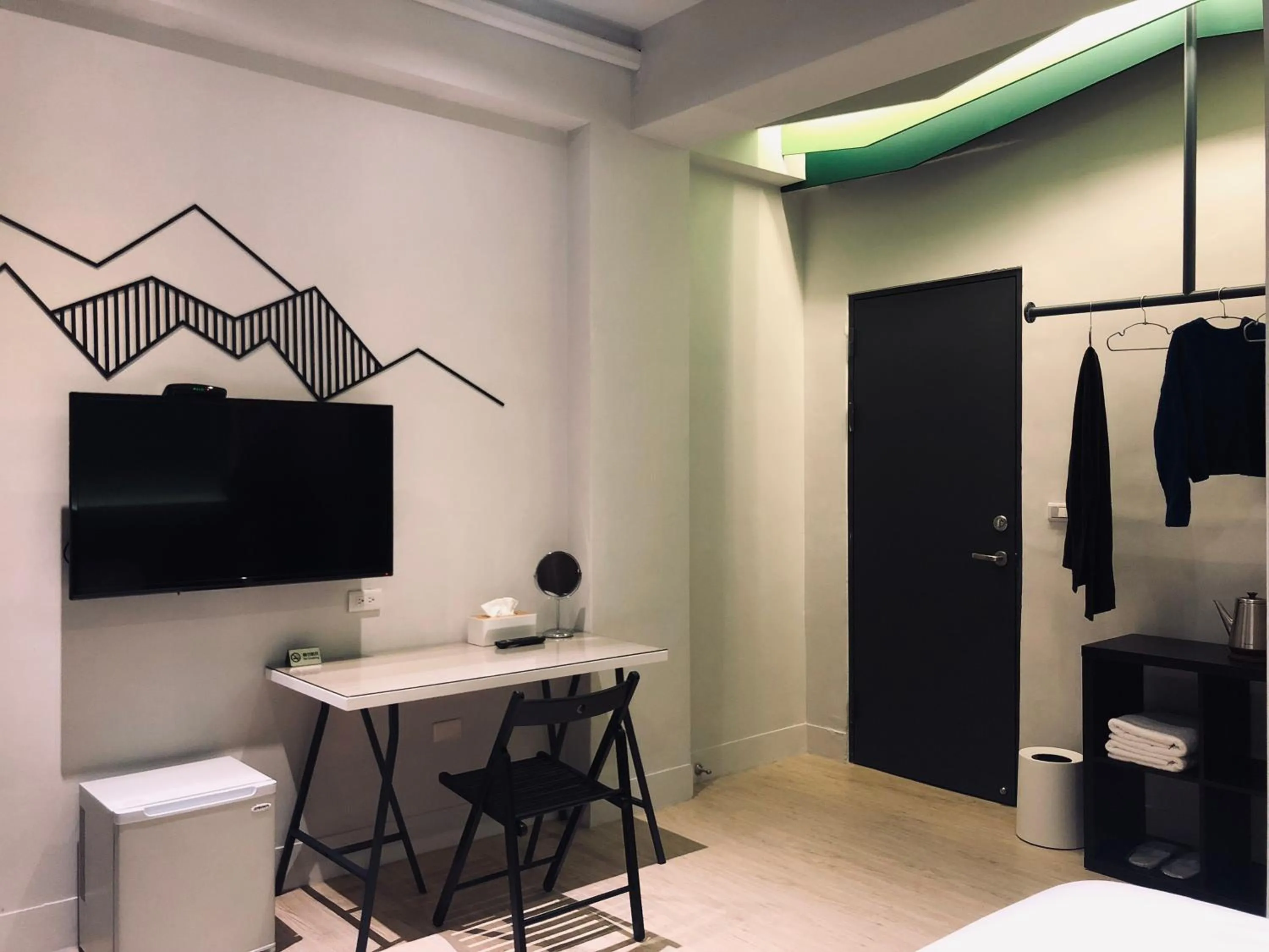 TV and multimedia, Bed in Art Zone 2