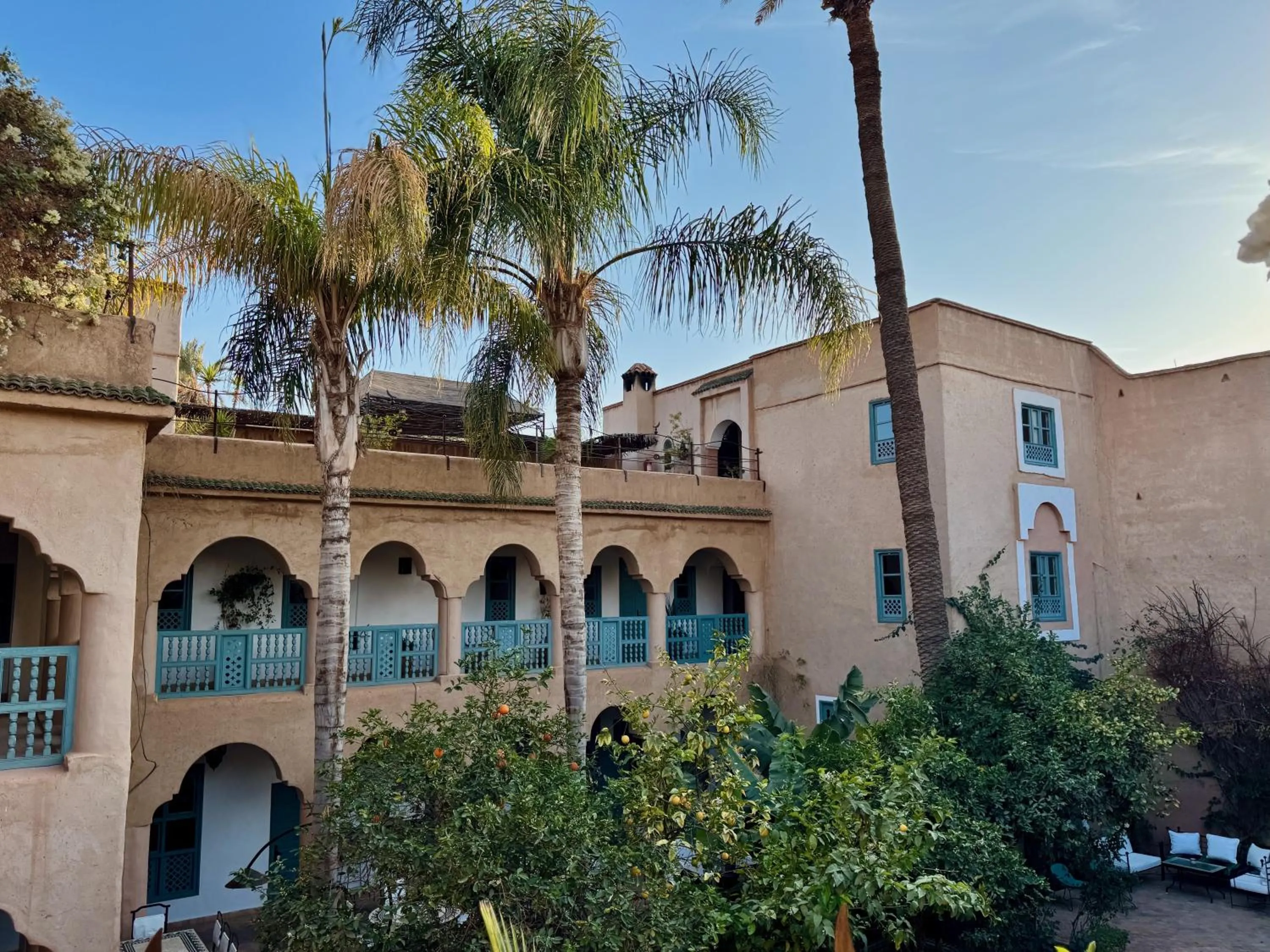 Property building in Palais Oumensour