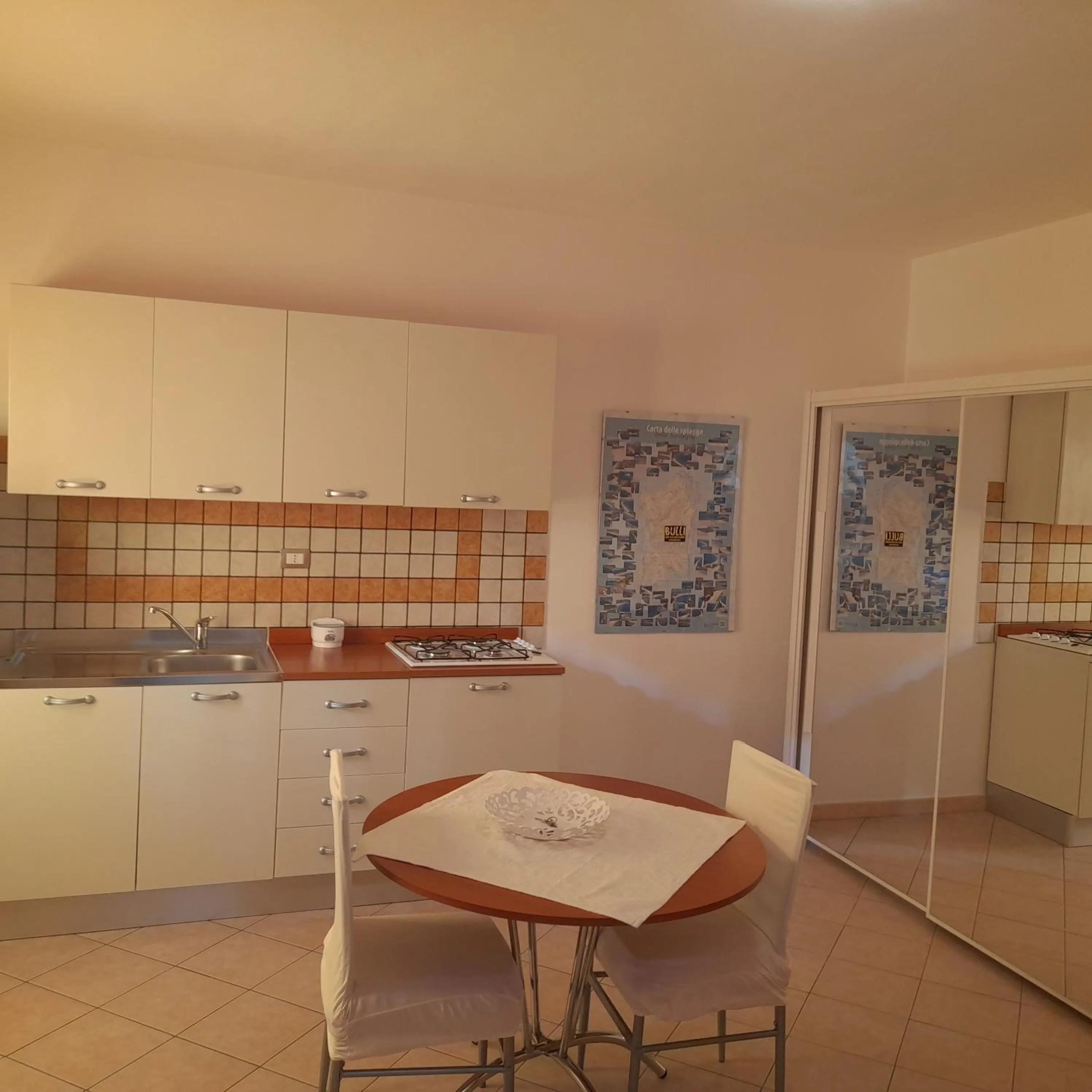 Kitchen or kitchenette in La Fortezza casa vacanze & appartament