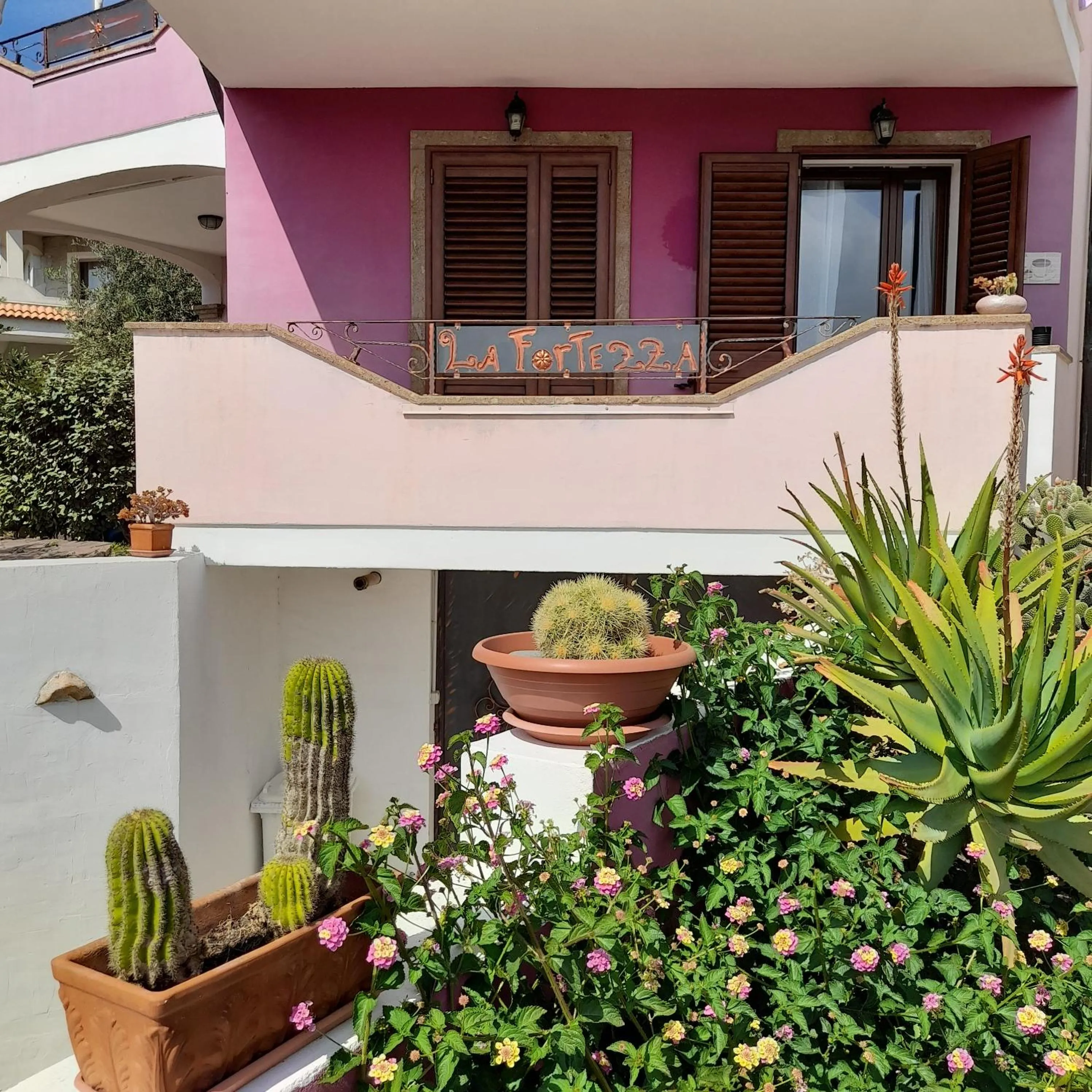 Property building in La Fortezza casa vacanze & appartament