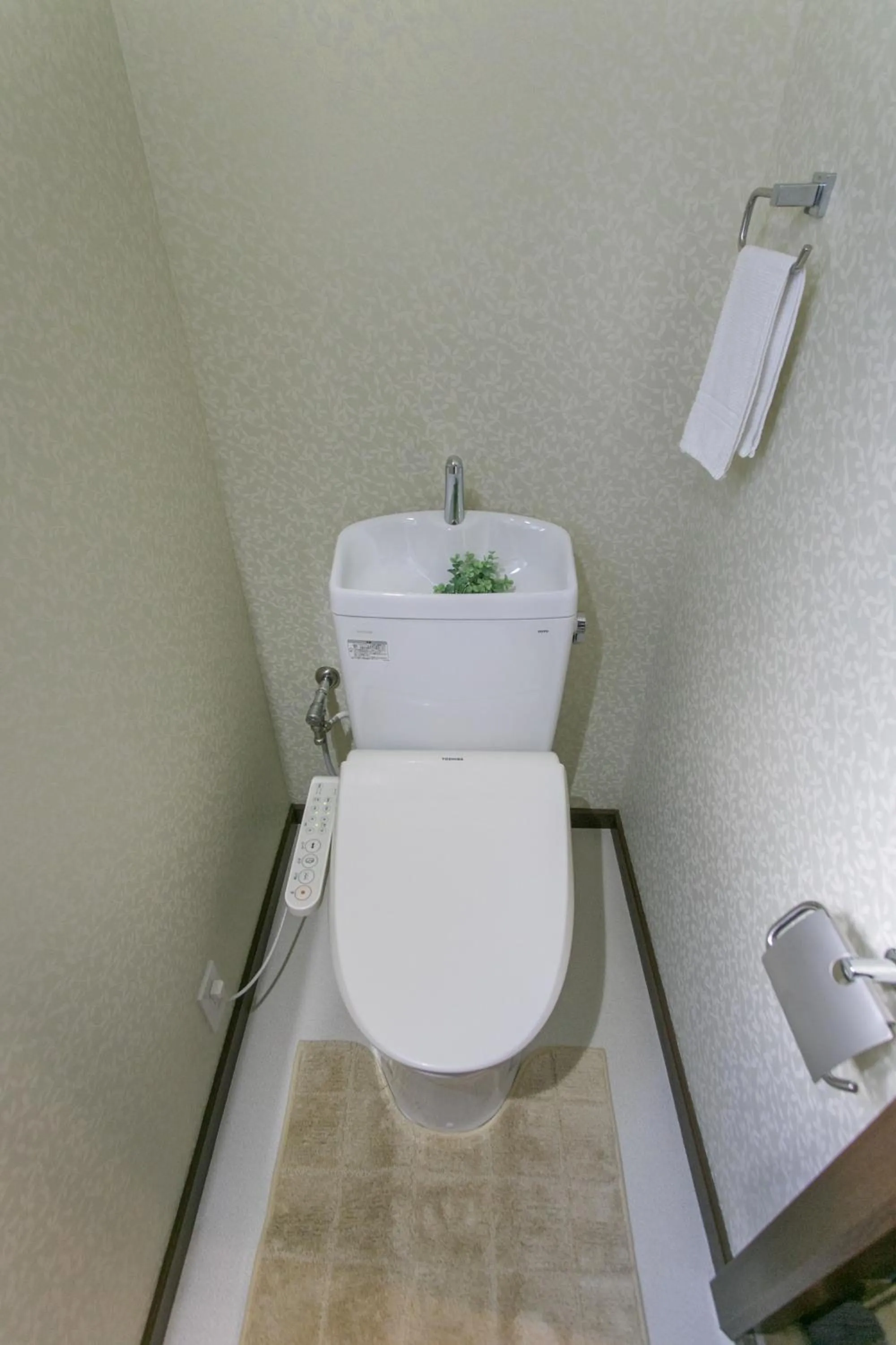 Toilet in villa yawaragi