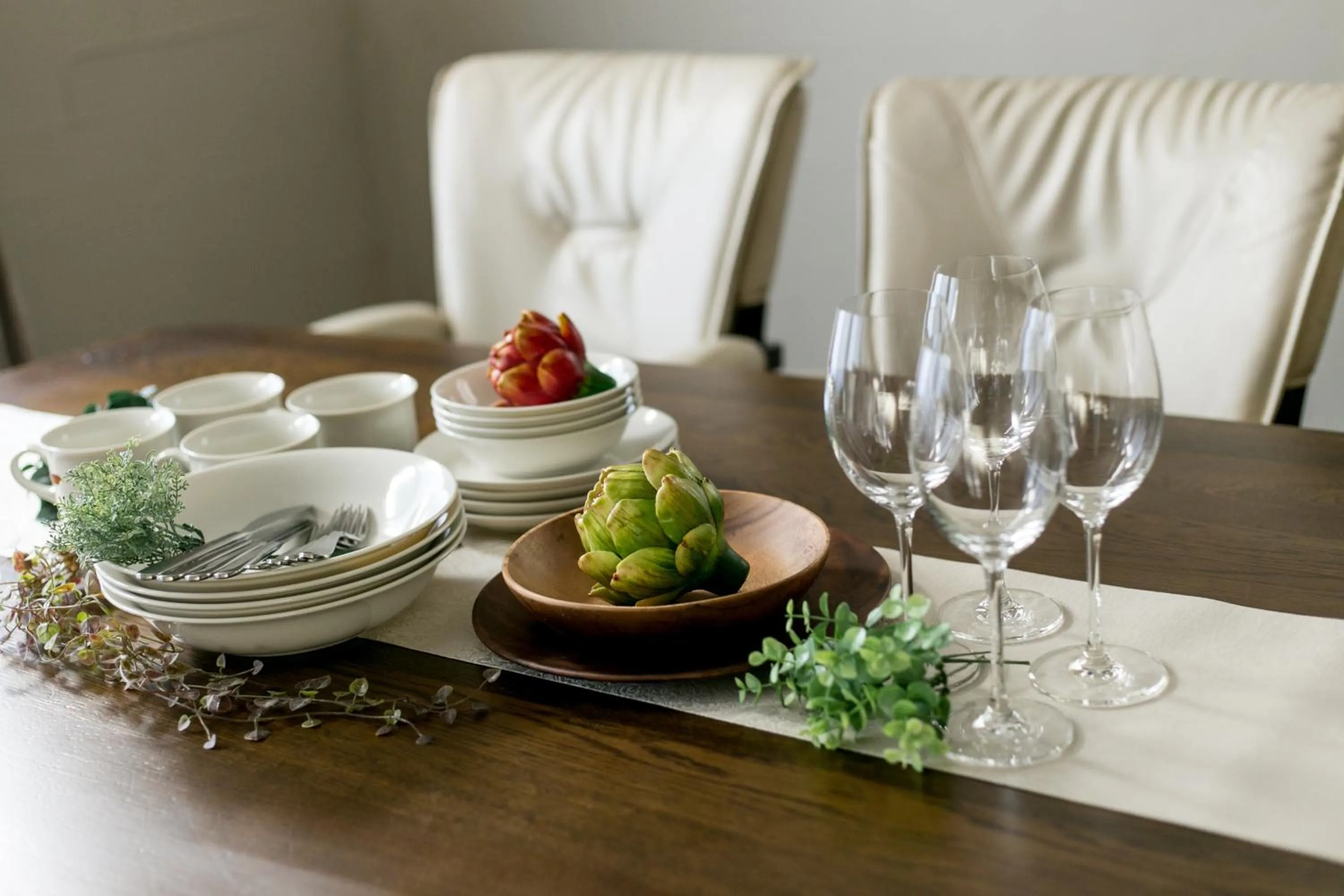 Decorative detail in villa yawaragi