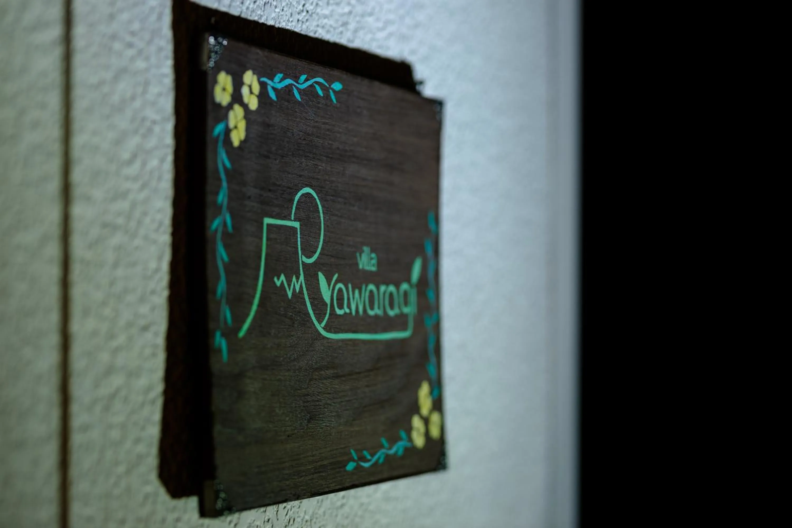 Property logo or sign in villa yawaragi