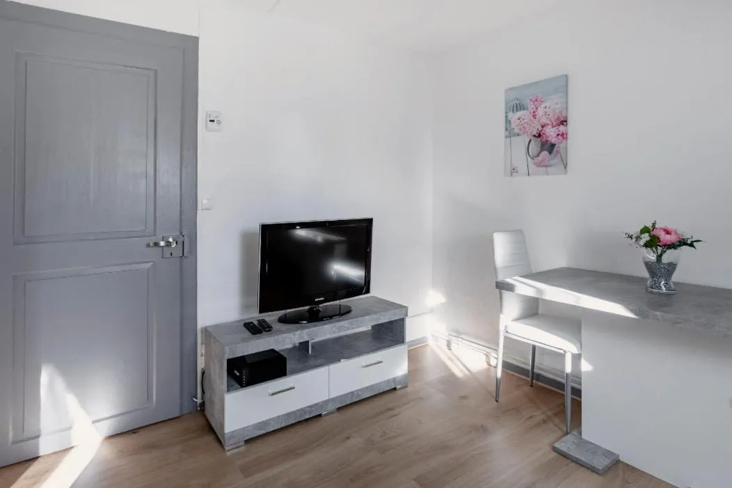 MyHome Basel 3A44