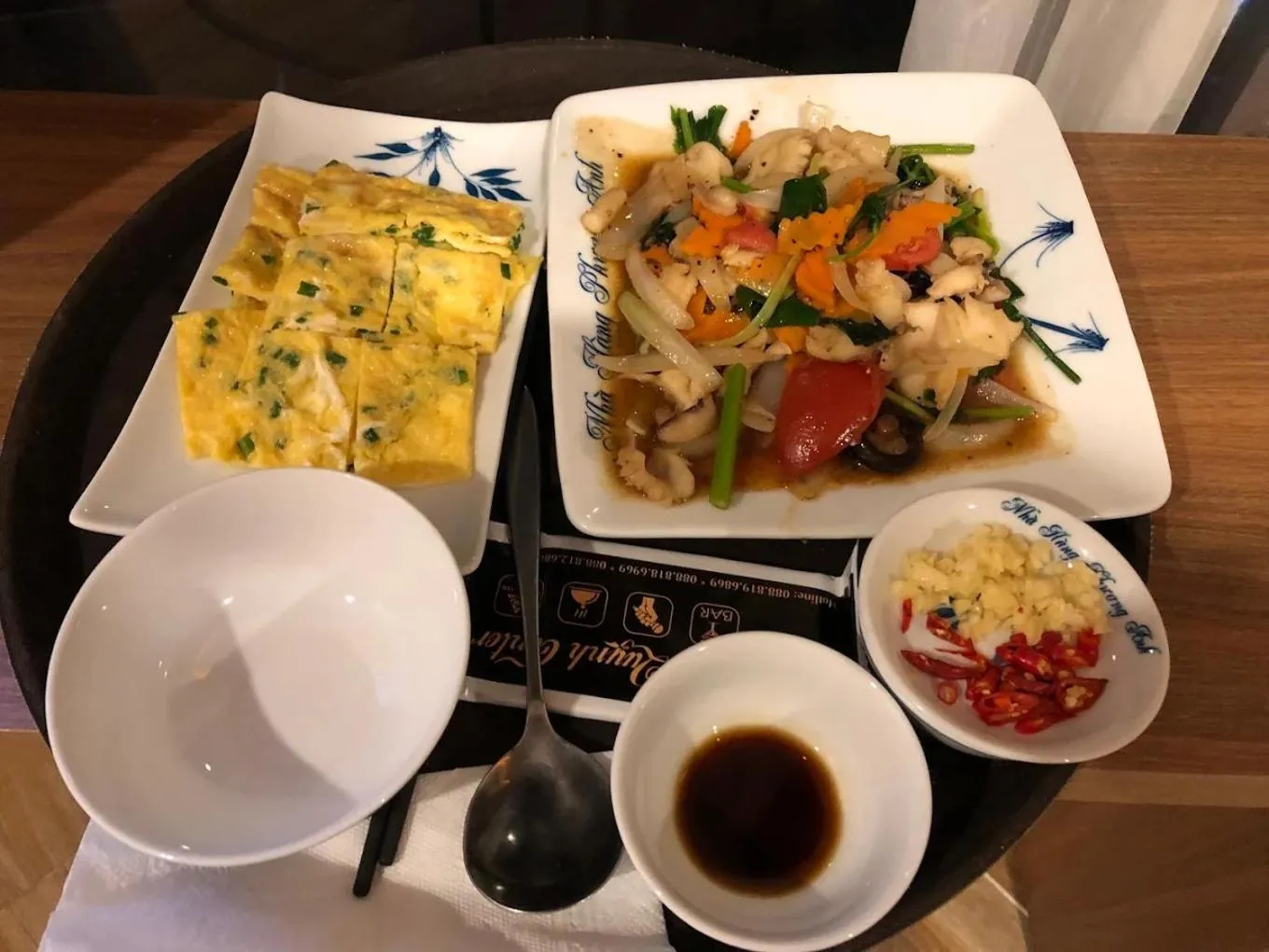 Breakfast in Khách sạn Phương Anh