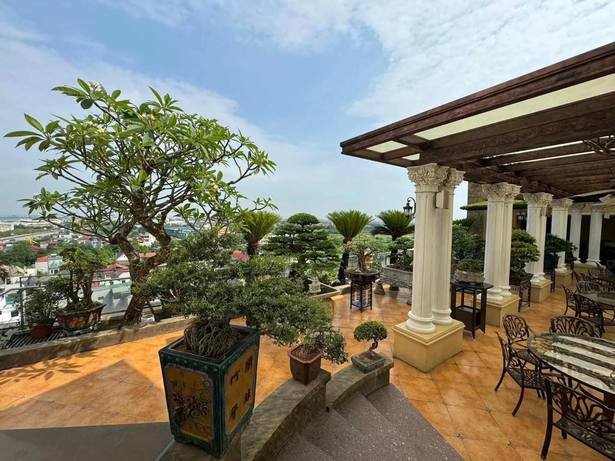 Property building in Khách sạn Phương Anh