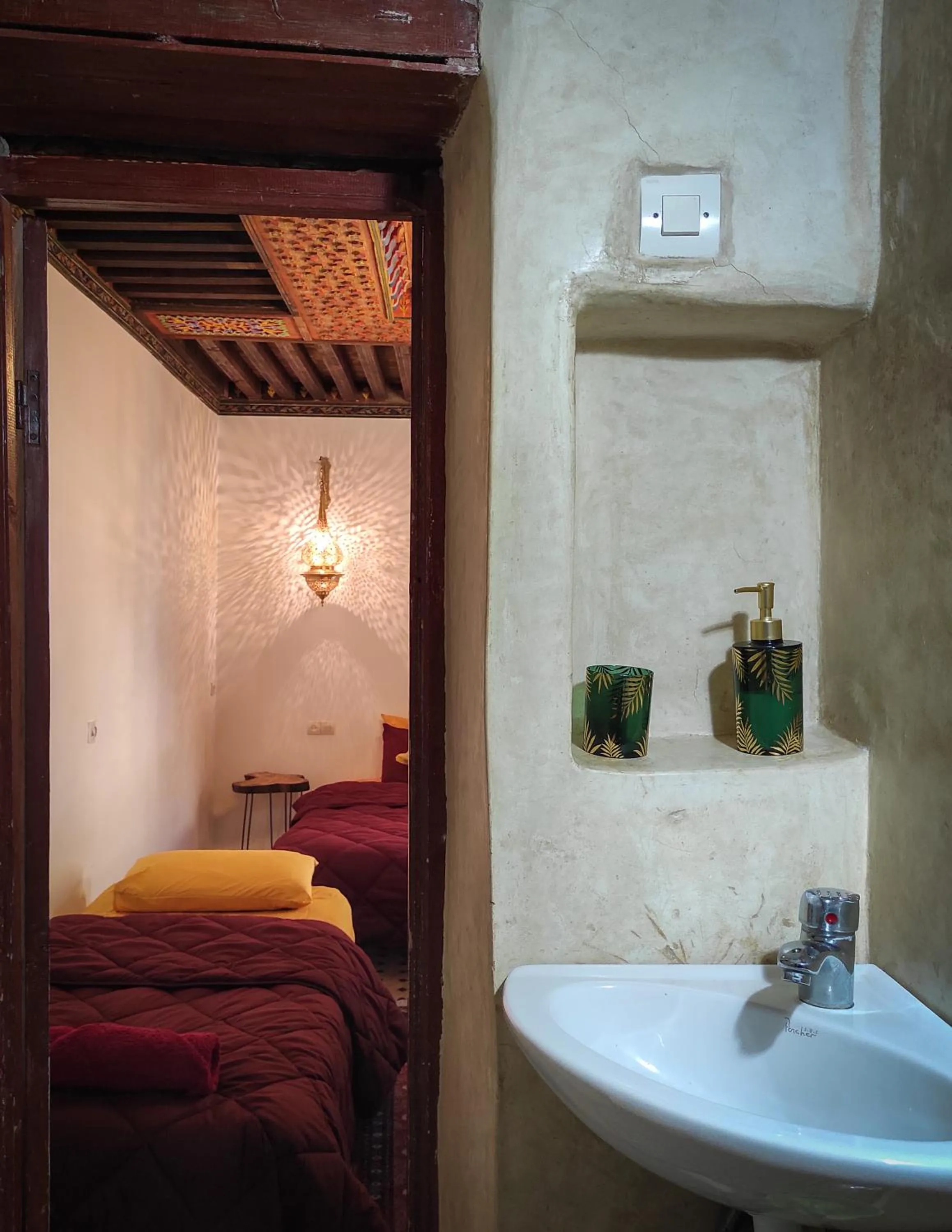 Bathroom, Bed in Dar Naima