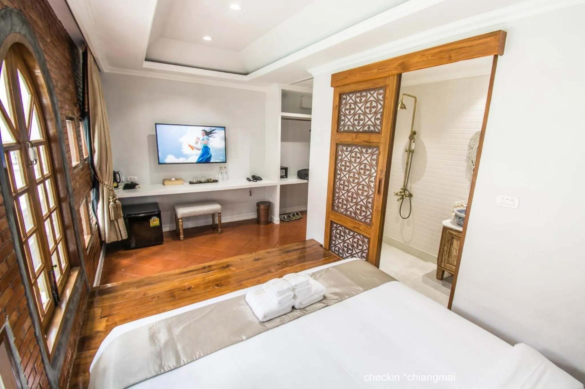 Bed in Lanna Oriental Hotel