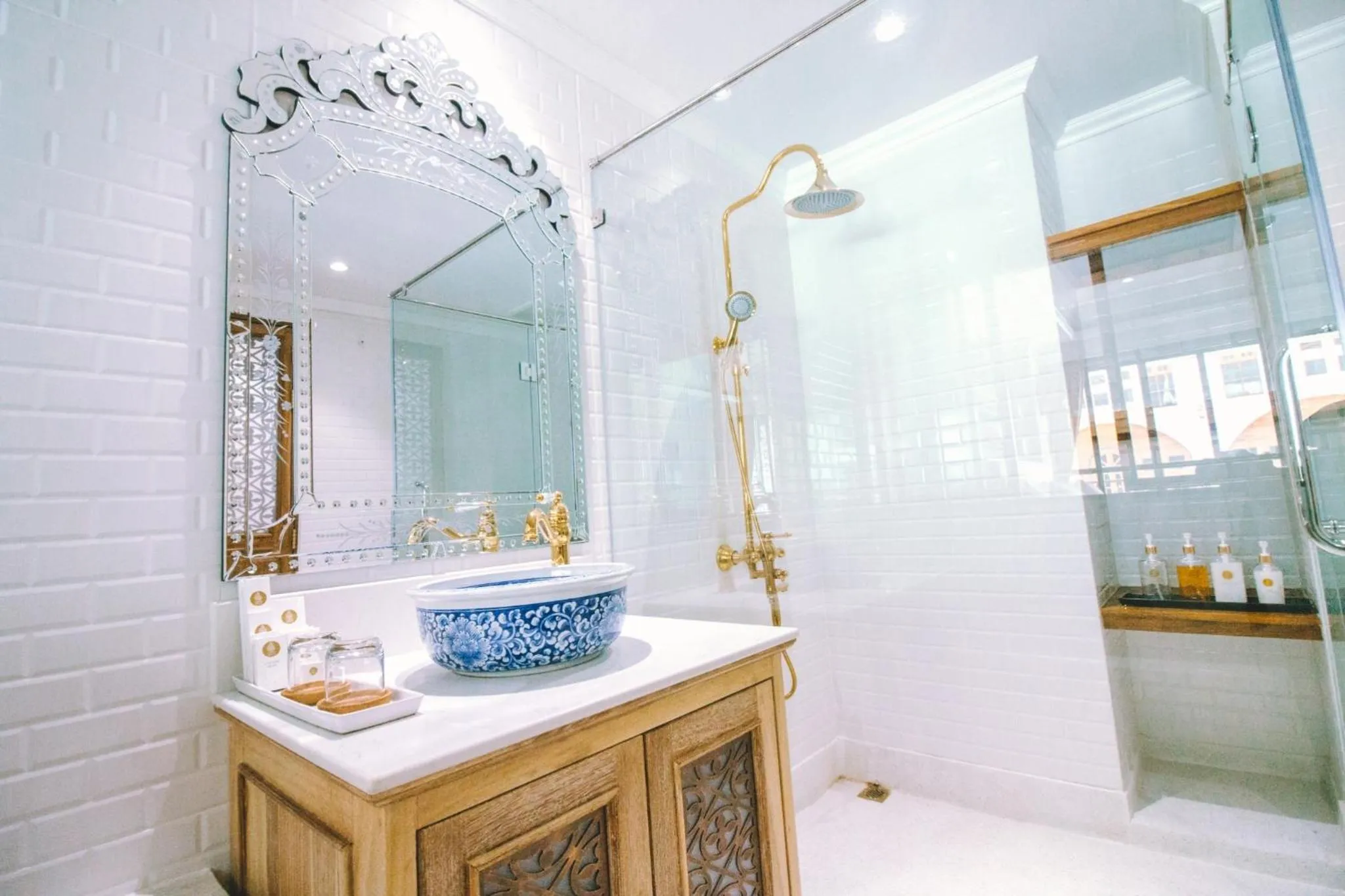 Bathroom in Lanna Oriental Hotel