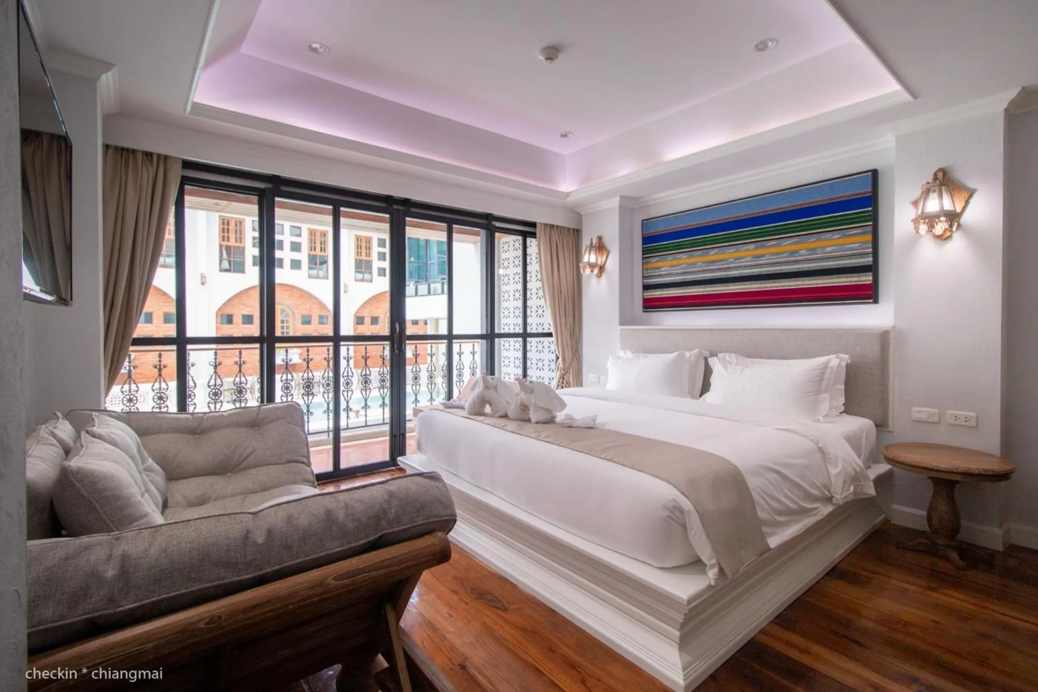 Photo of the whole room, Bed in Lanna Oriental Hotel