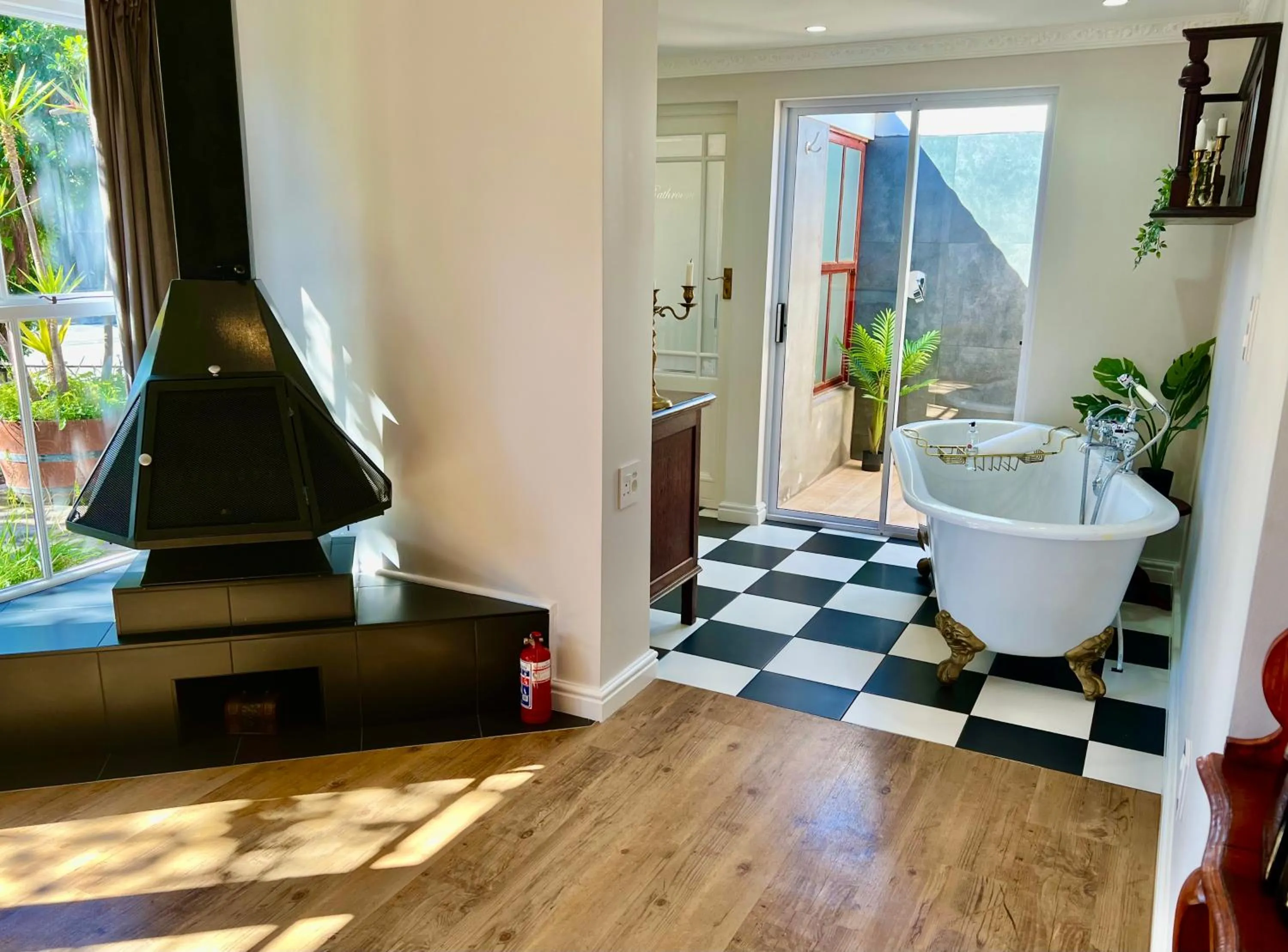 Bathroom in Goblin's Creek