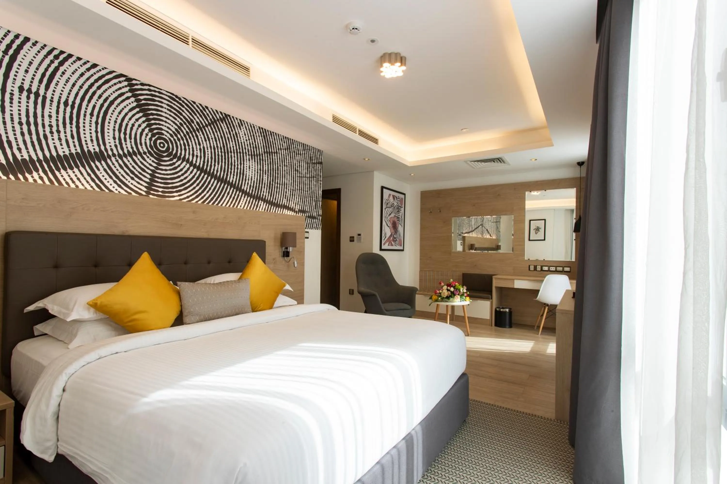 Deluxe Double Room in Cindyan Serviced Apartments