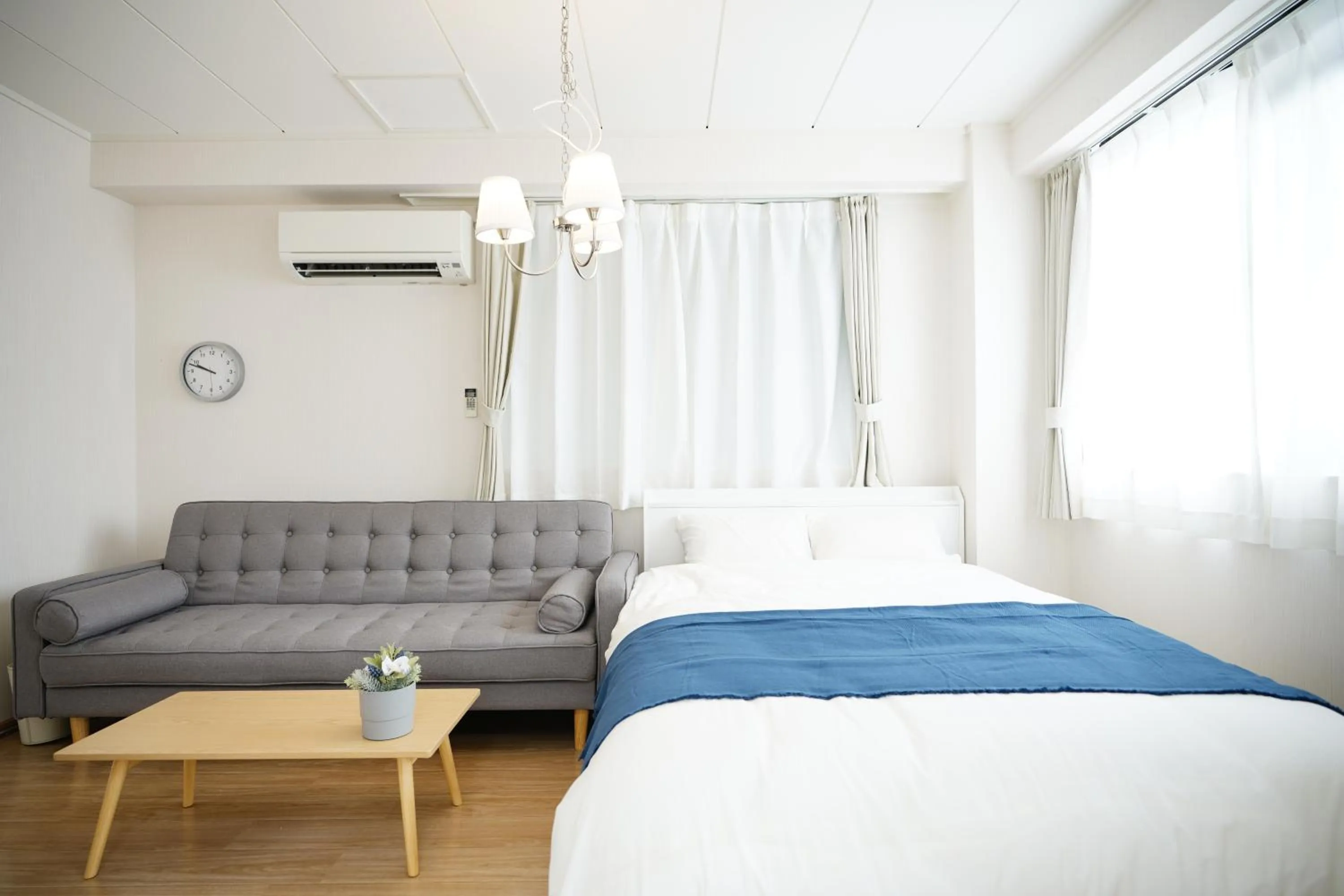 Bedroom, Bed in Naha Southerlies Condominium Kumoji