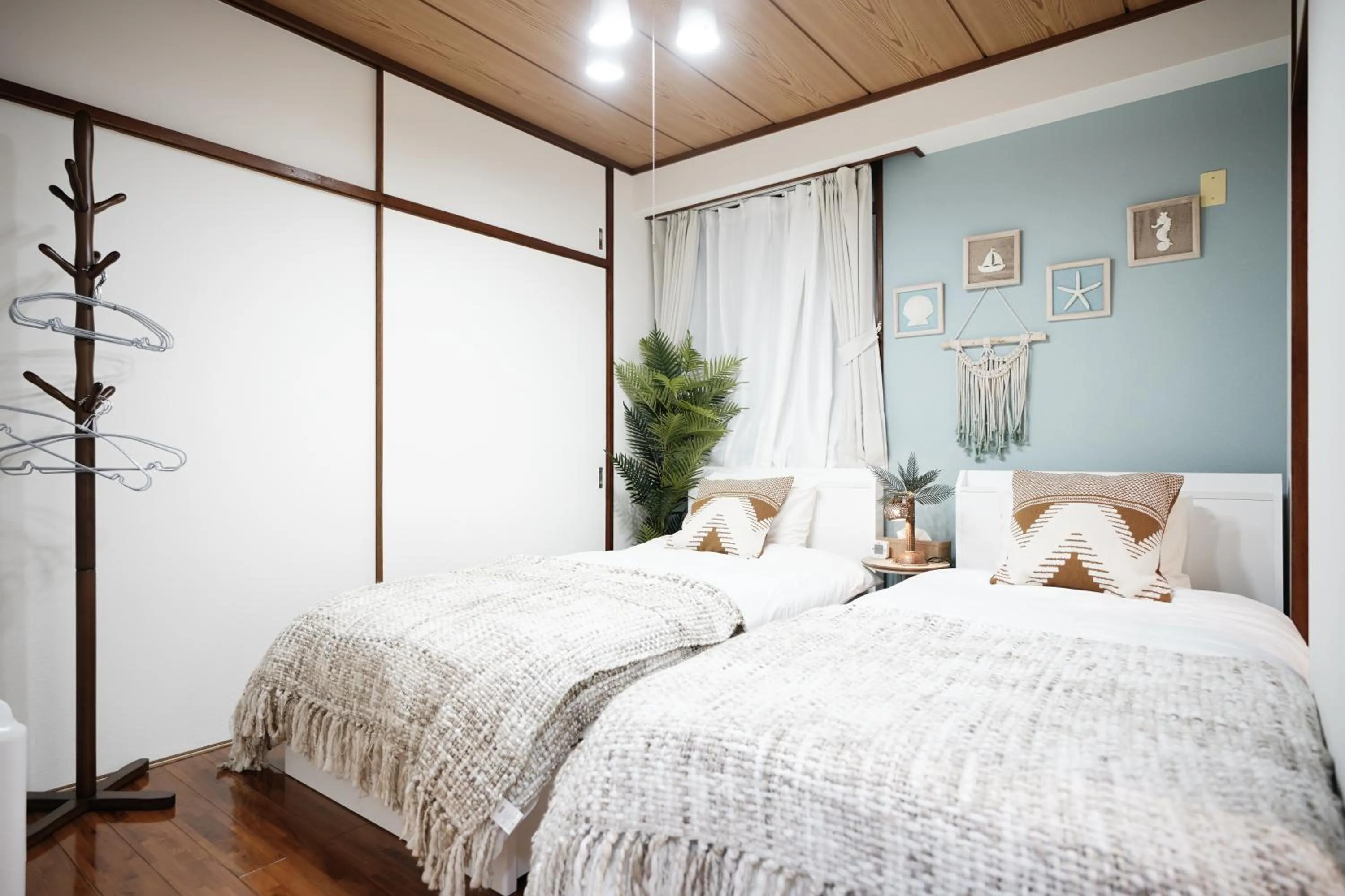 Bedroom, Bed in Naha Southerlies Condominium Kumoji