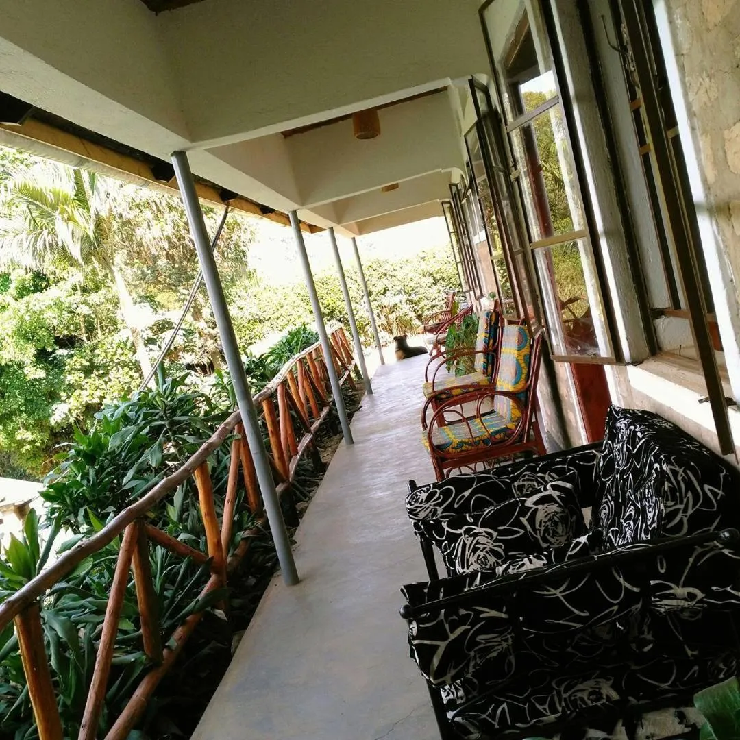 Crater Bay Cottages