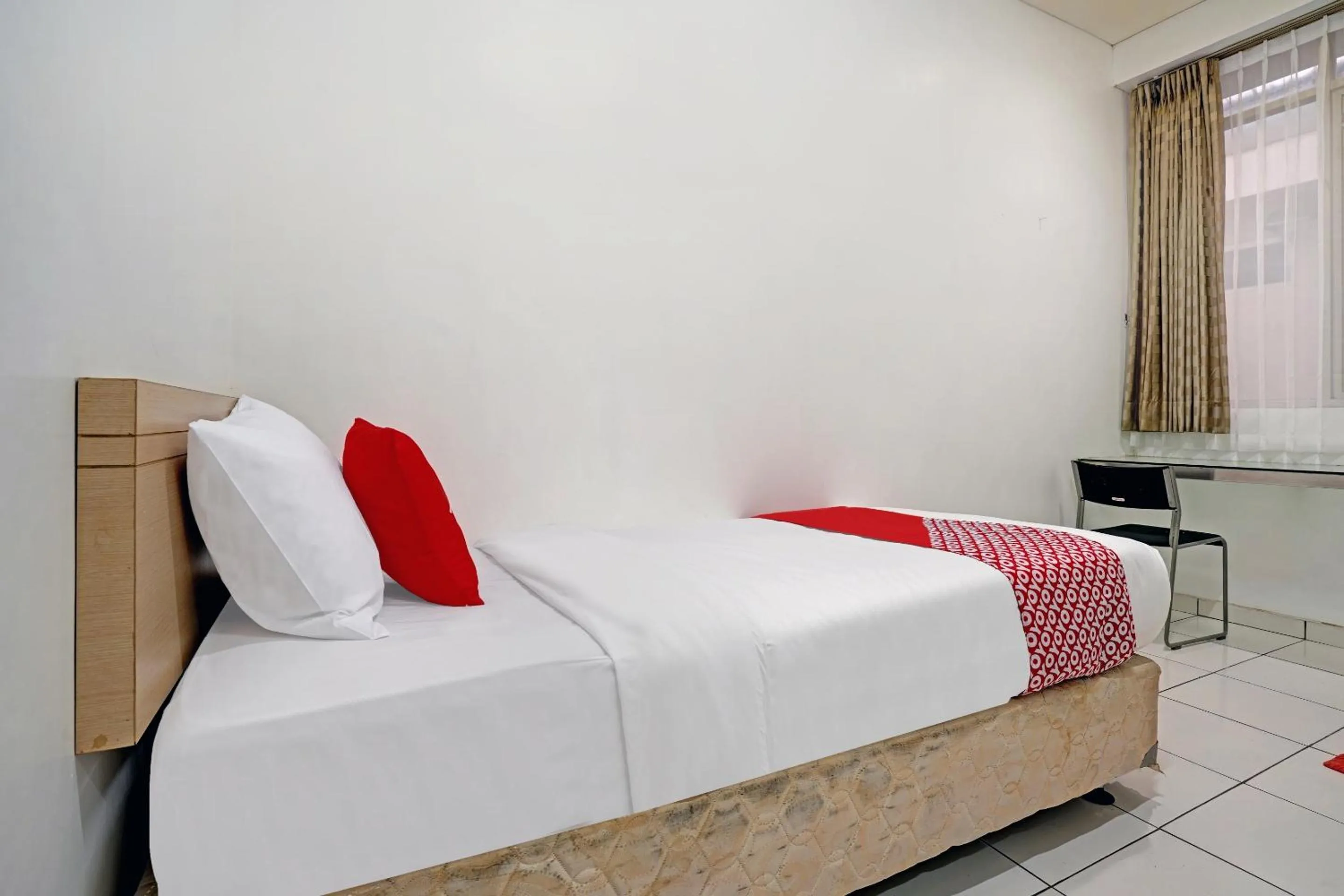 Bedroom in Collection O 818 Micasa Residence