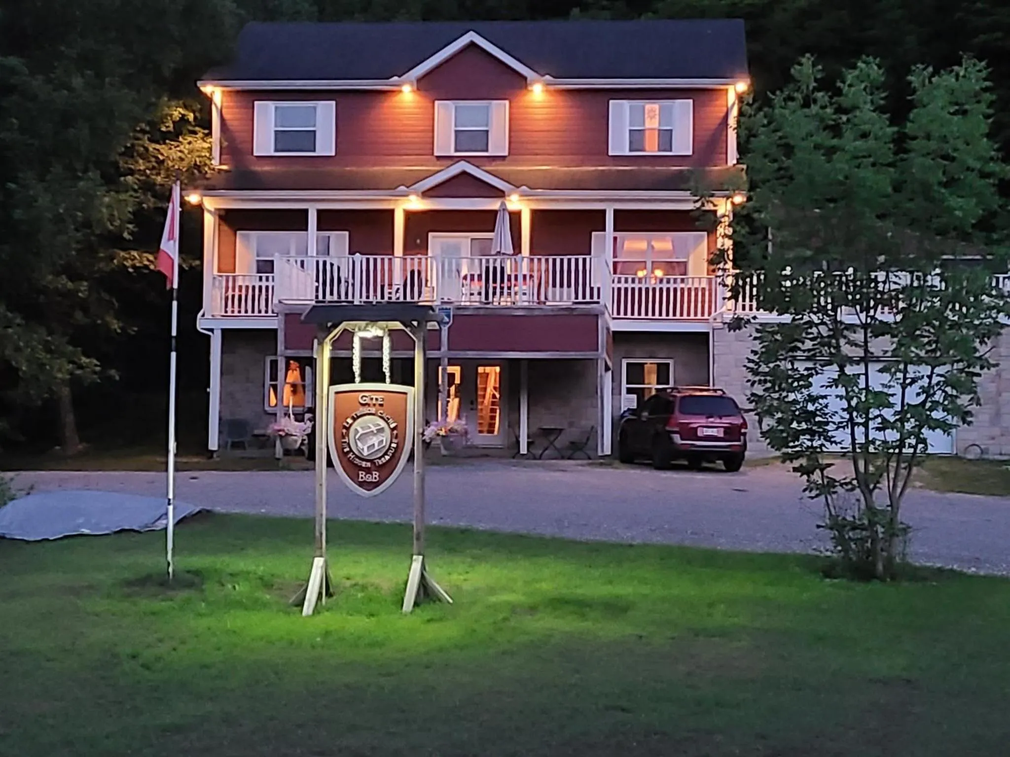 Gîte Le Trésor Caché Bed & Breakfast