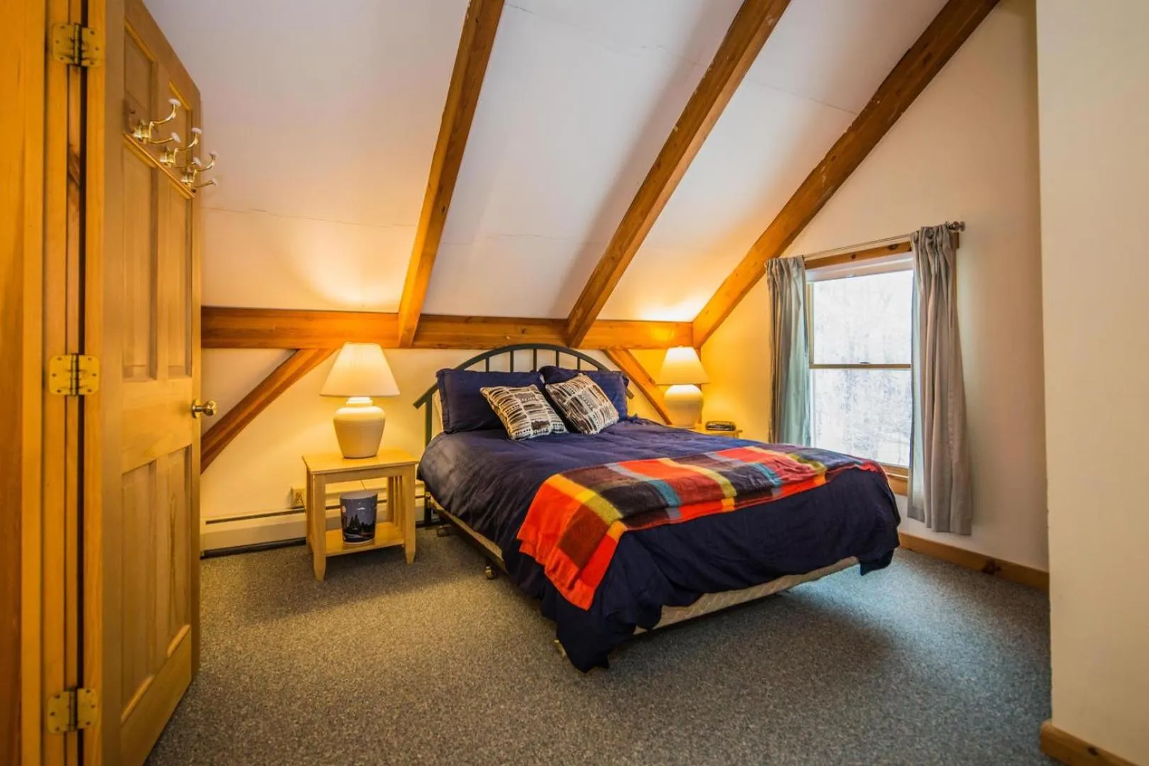 Bed in Viewmont Chalet