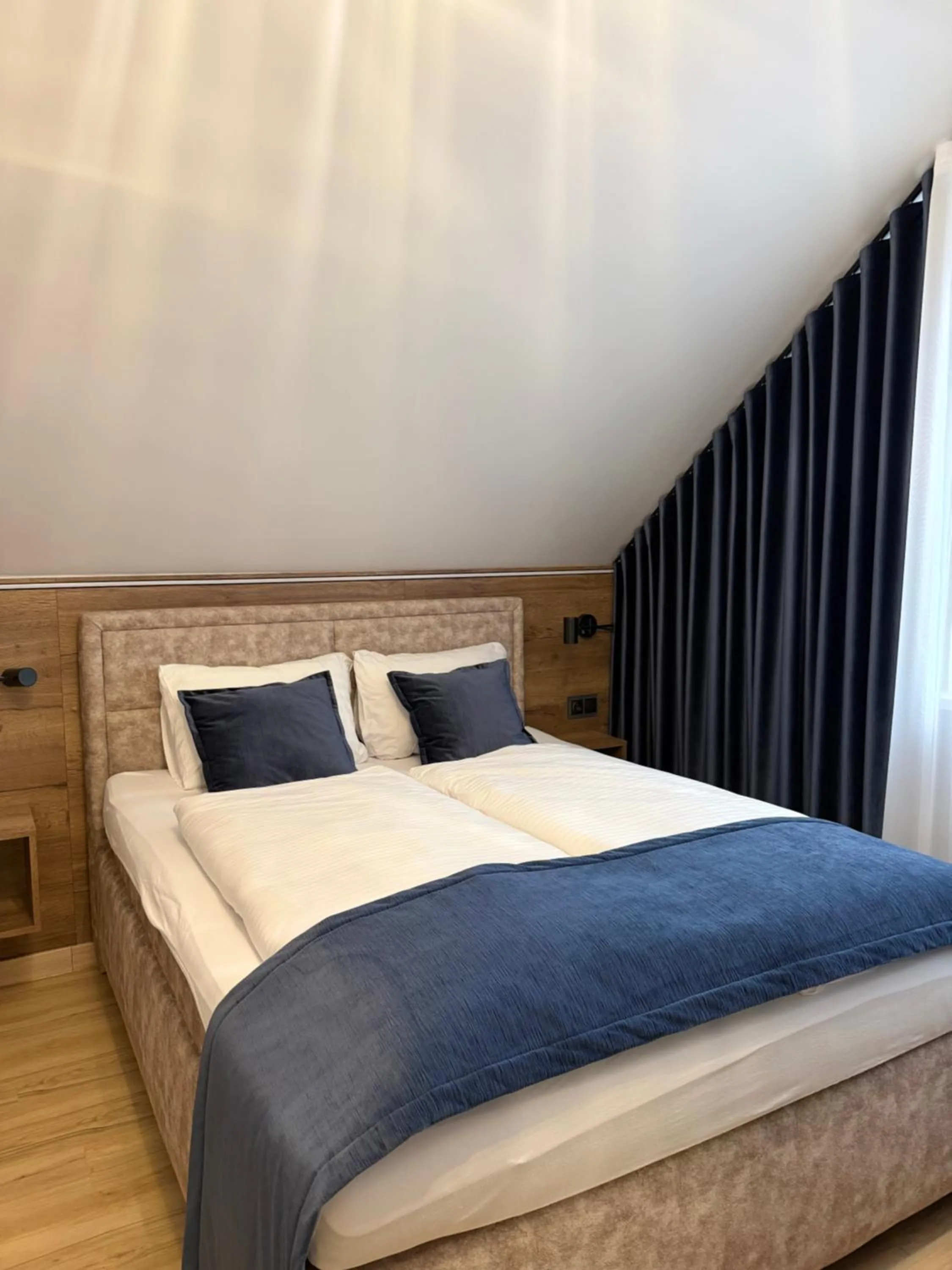 Bed in Hotel Chrobrego9