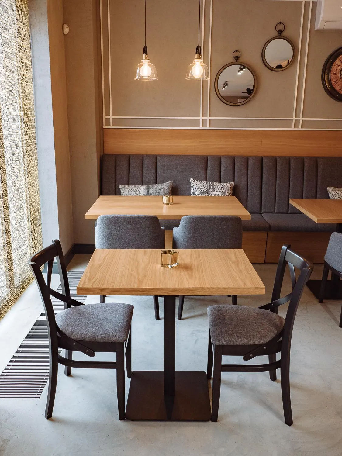 Restaurant/places to eat in Hotel Chrobrego9