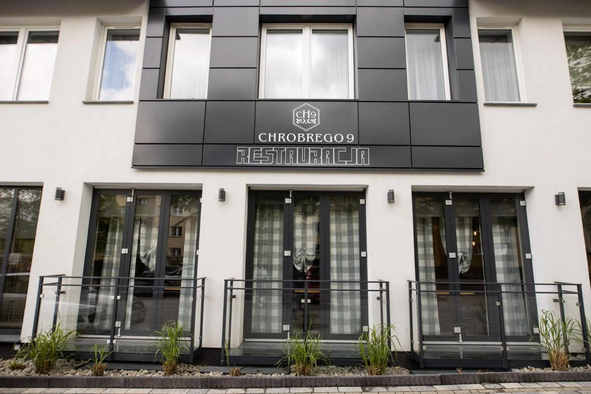 Property building in Hotel Chrobrego9