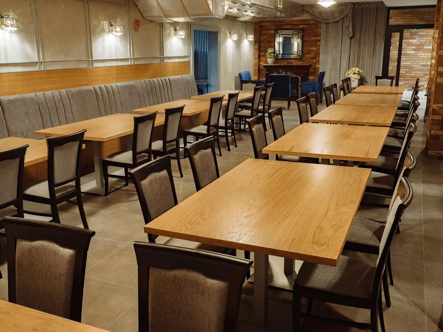 Restaurant/places to eat in Hotel Chrobrego9