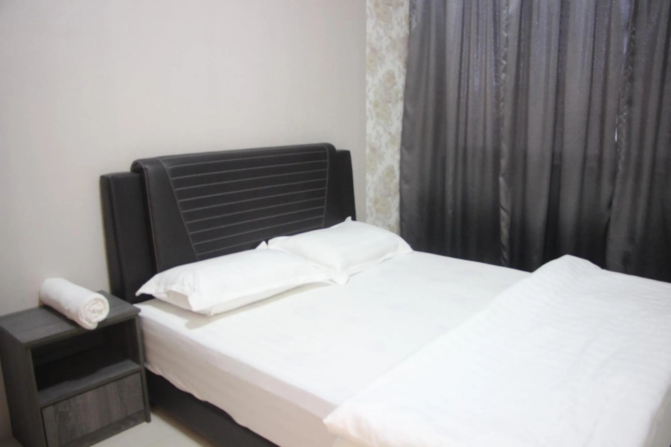 Apartment with City View in Sunny Seaview@Icon Residence