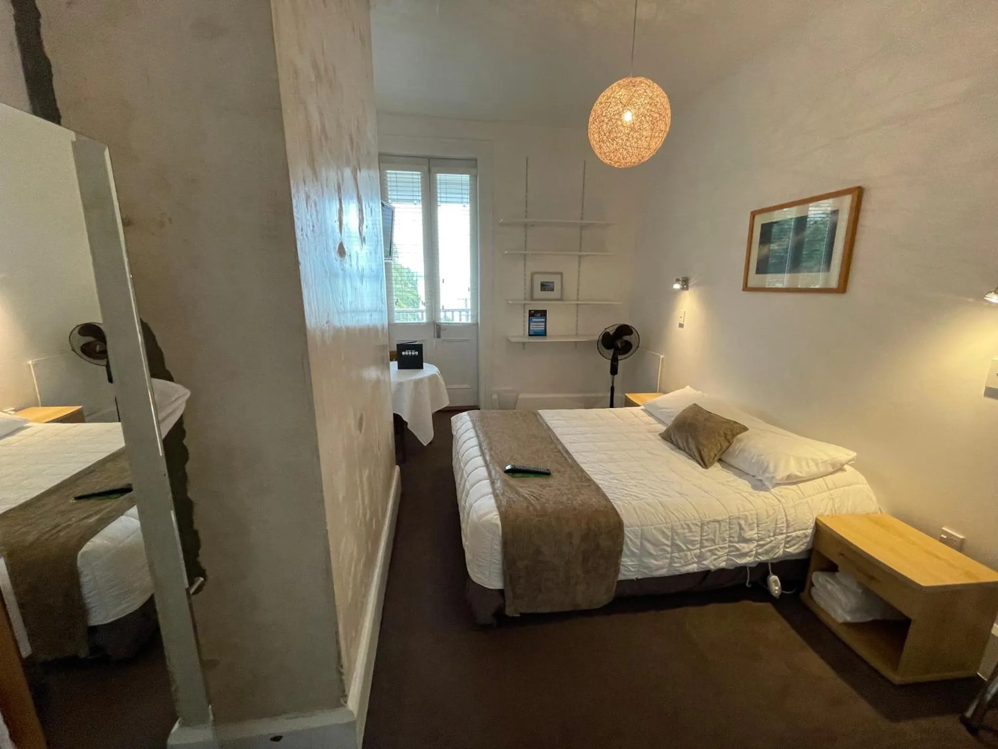 Bed in Ōtoromiro Hotel