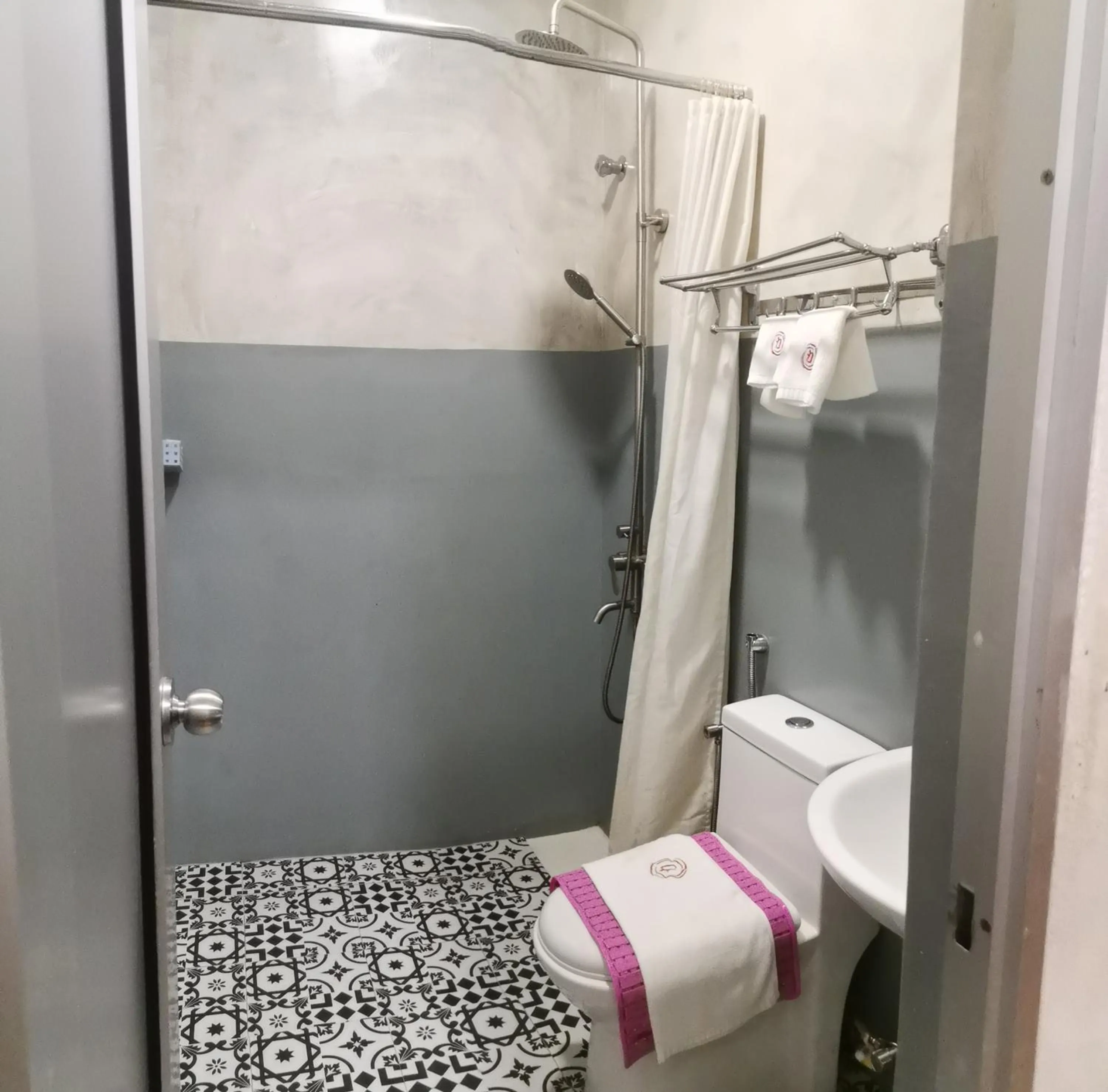 Toilet in Rick Resort Teluk Intan