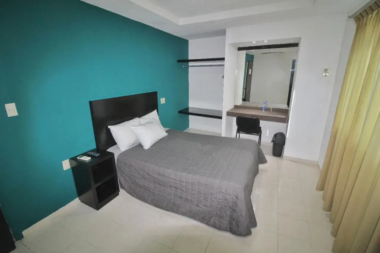 Standard Double Room (2 Adults) in EMS Hoteles Boca del Río Standard Double Room (2 Adults) in EMS Hoteles Boca del Río