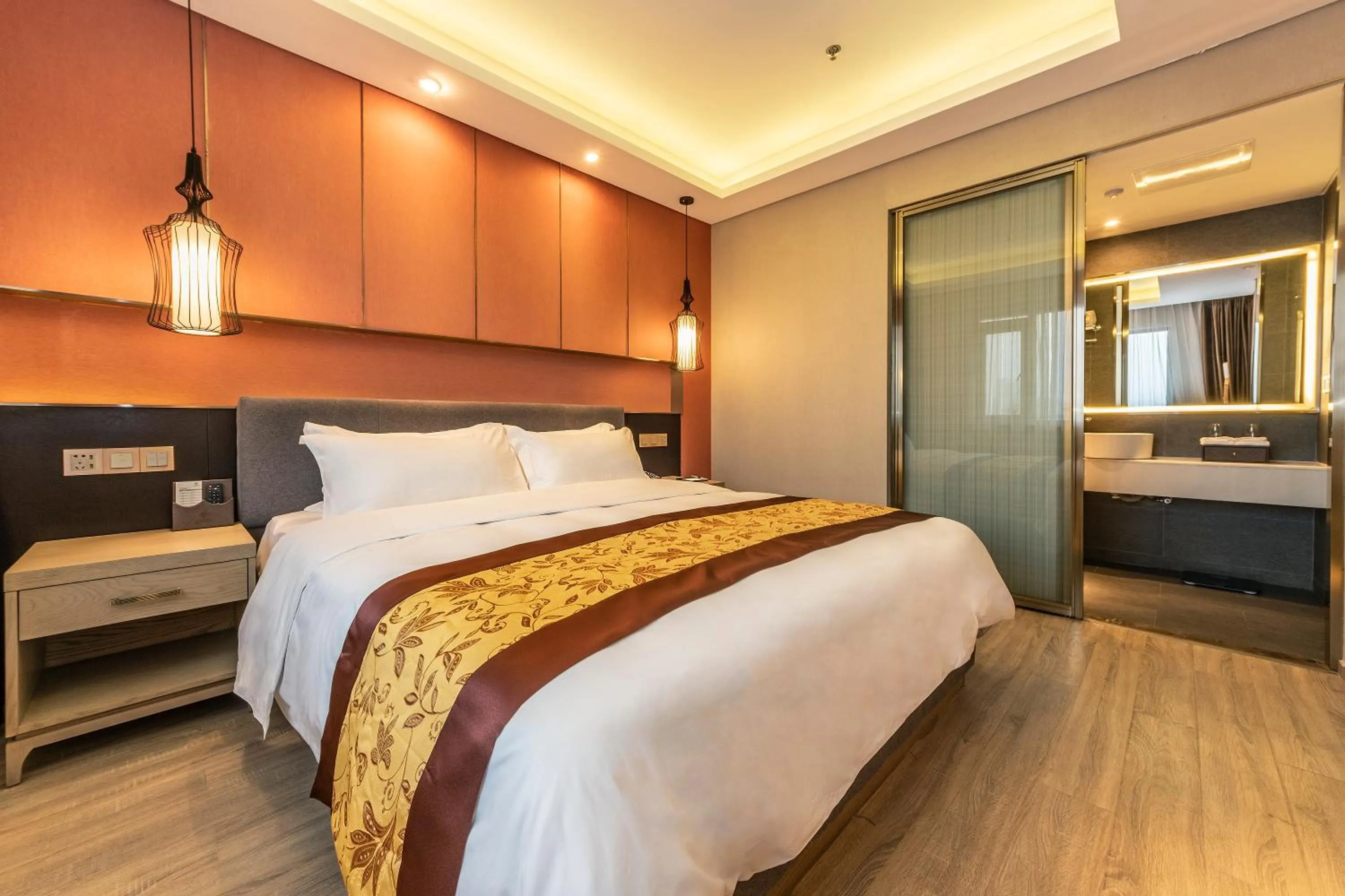 Bedroom, Bed in Chengdu Jiuzhaigou Hotel