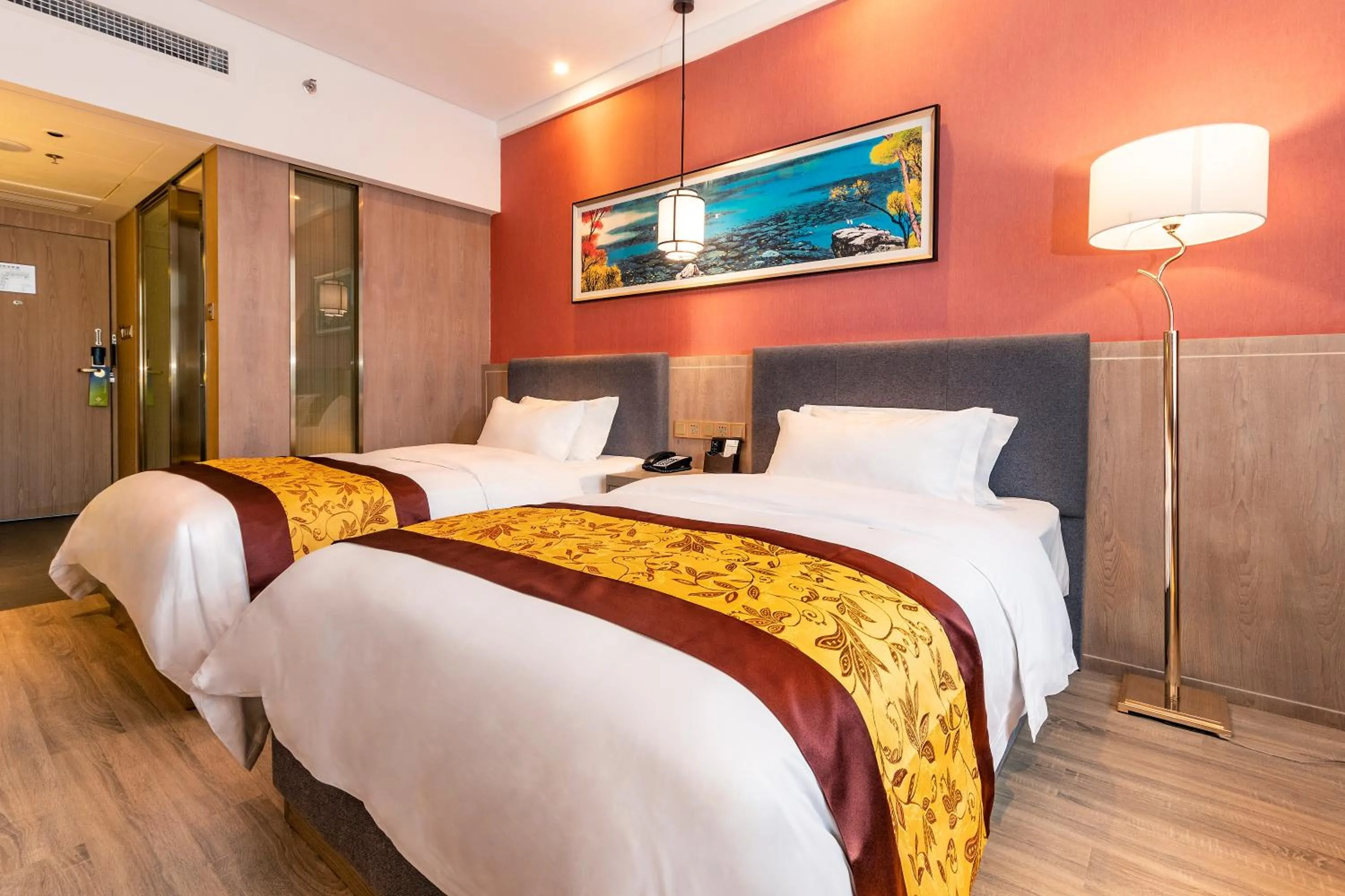 Bedroom, Bed in Chengdu Jiuzhaigou Hotel