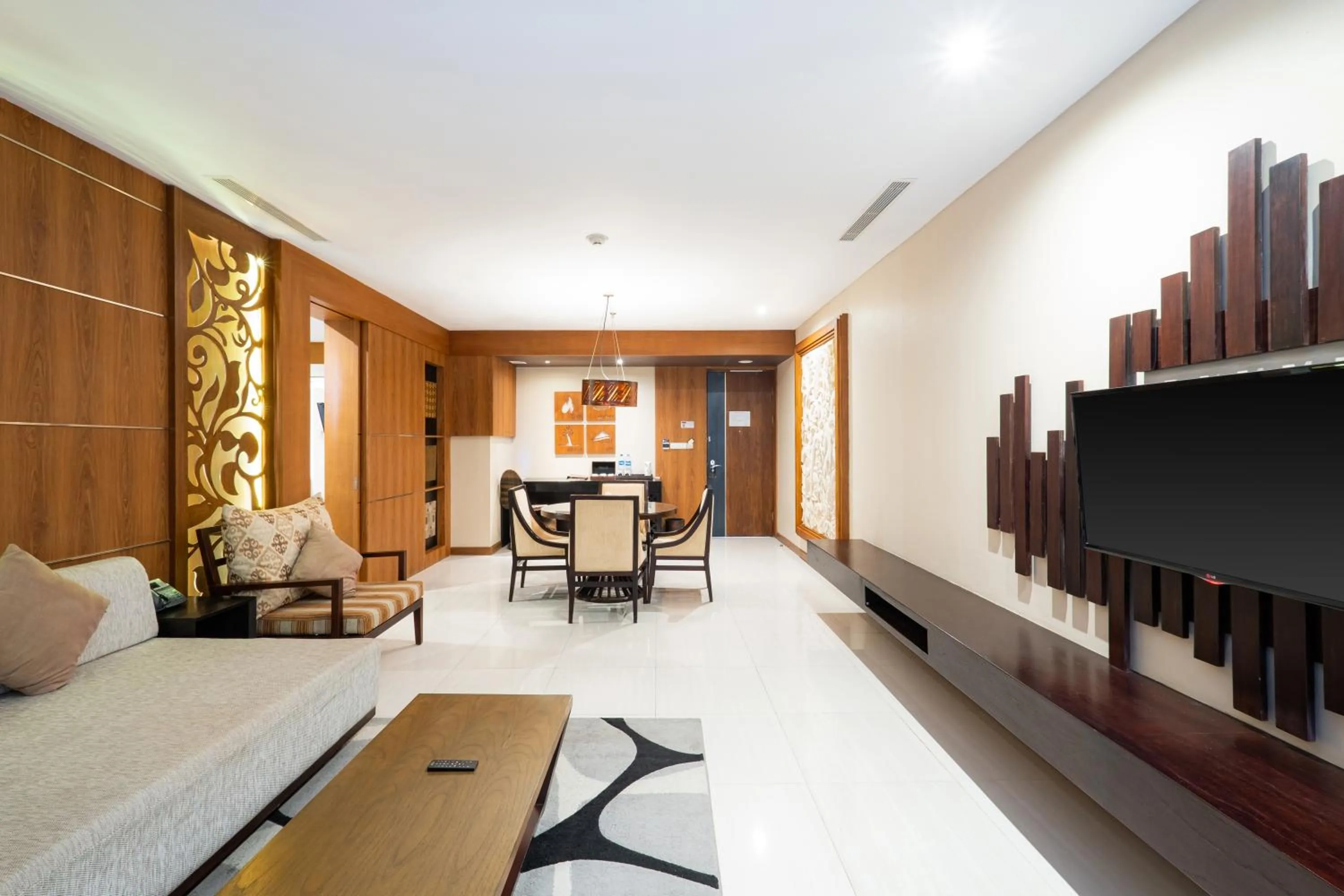 VOUK Hotel and Suites Nusa Dua Bali