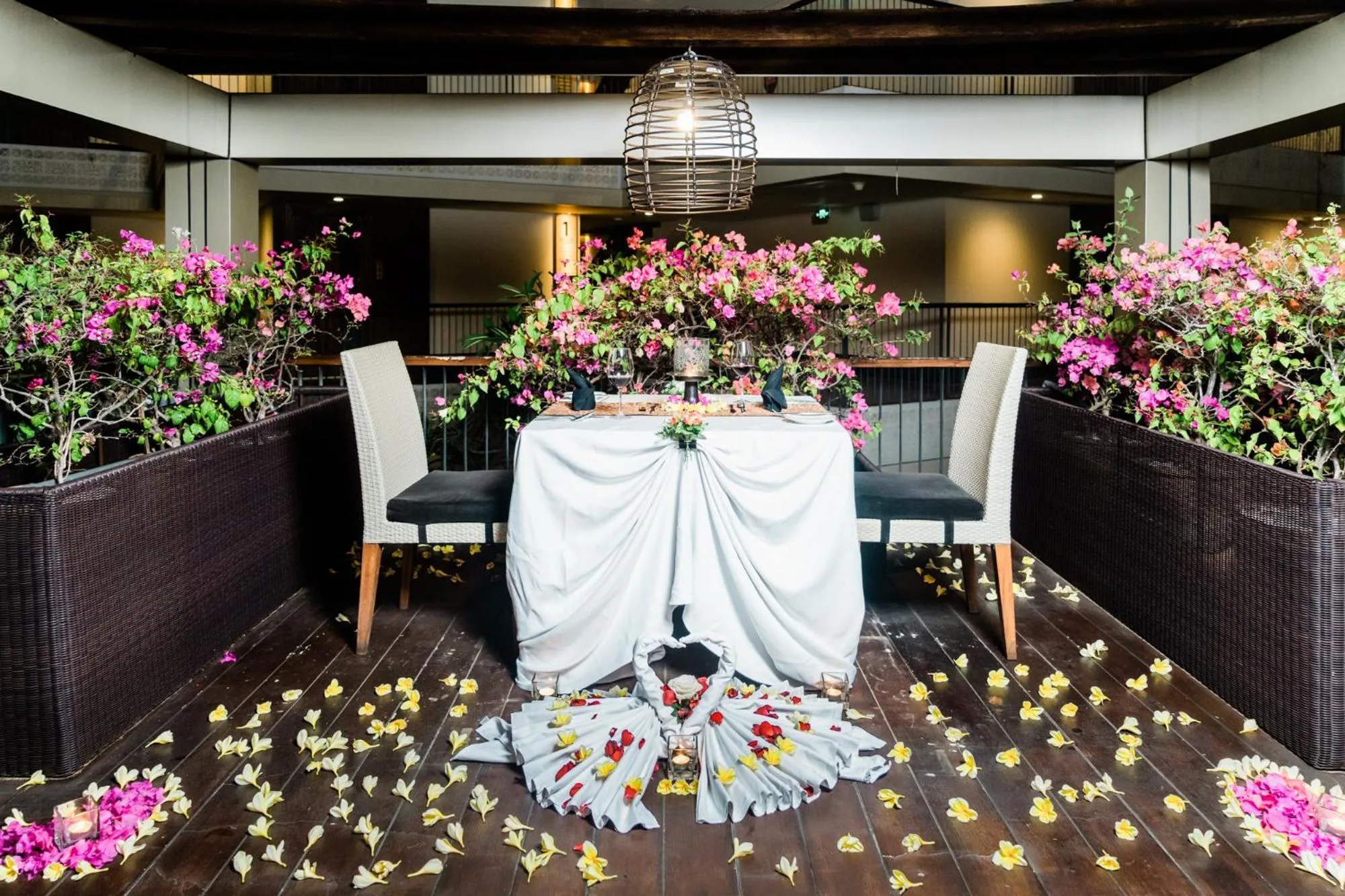 Restaurant/places to eat in VOUK Hotel and Suites Nusa Dua Bali