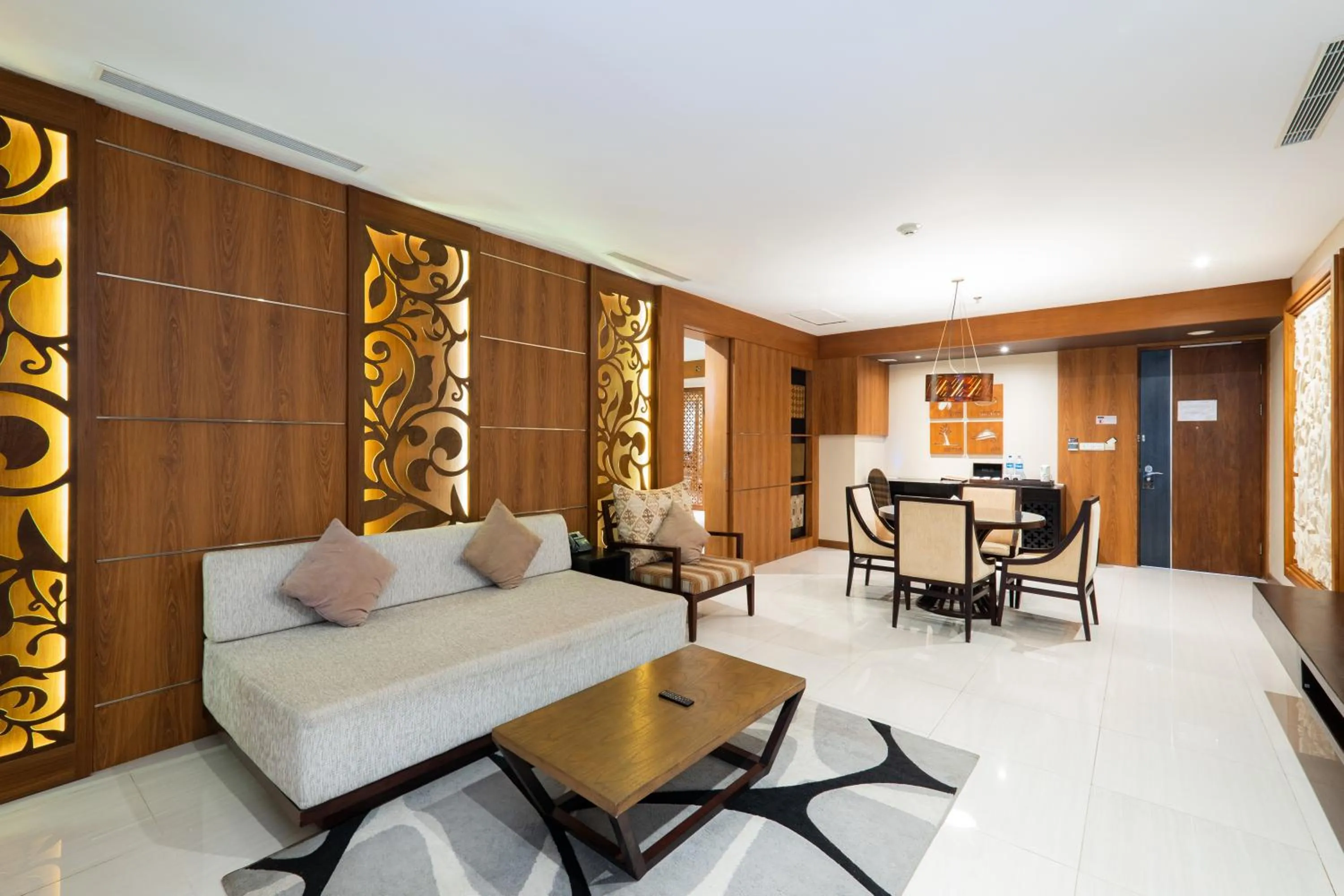 VOUK Hotel and Suites Nusa Dua Bali