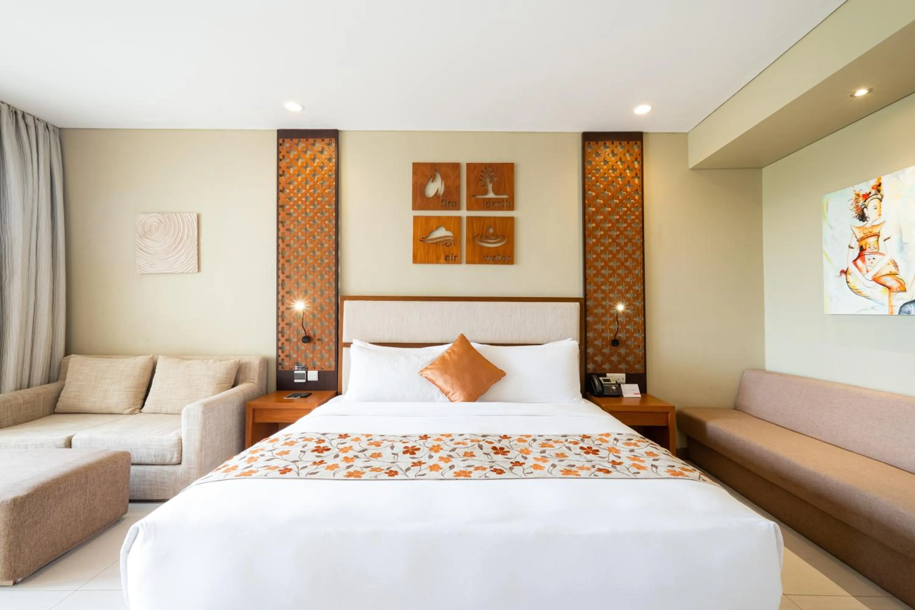 Bed in VOUK Hotel and Suites Nusa Dua Bali