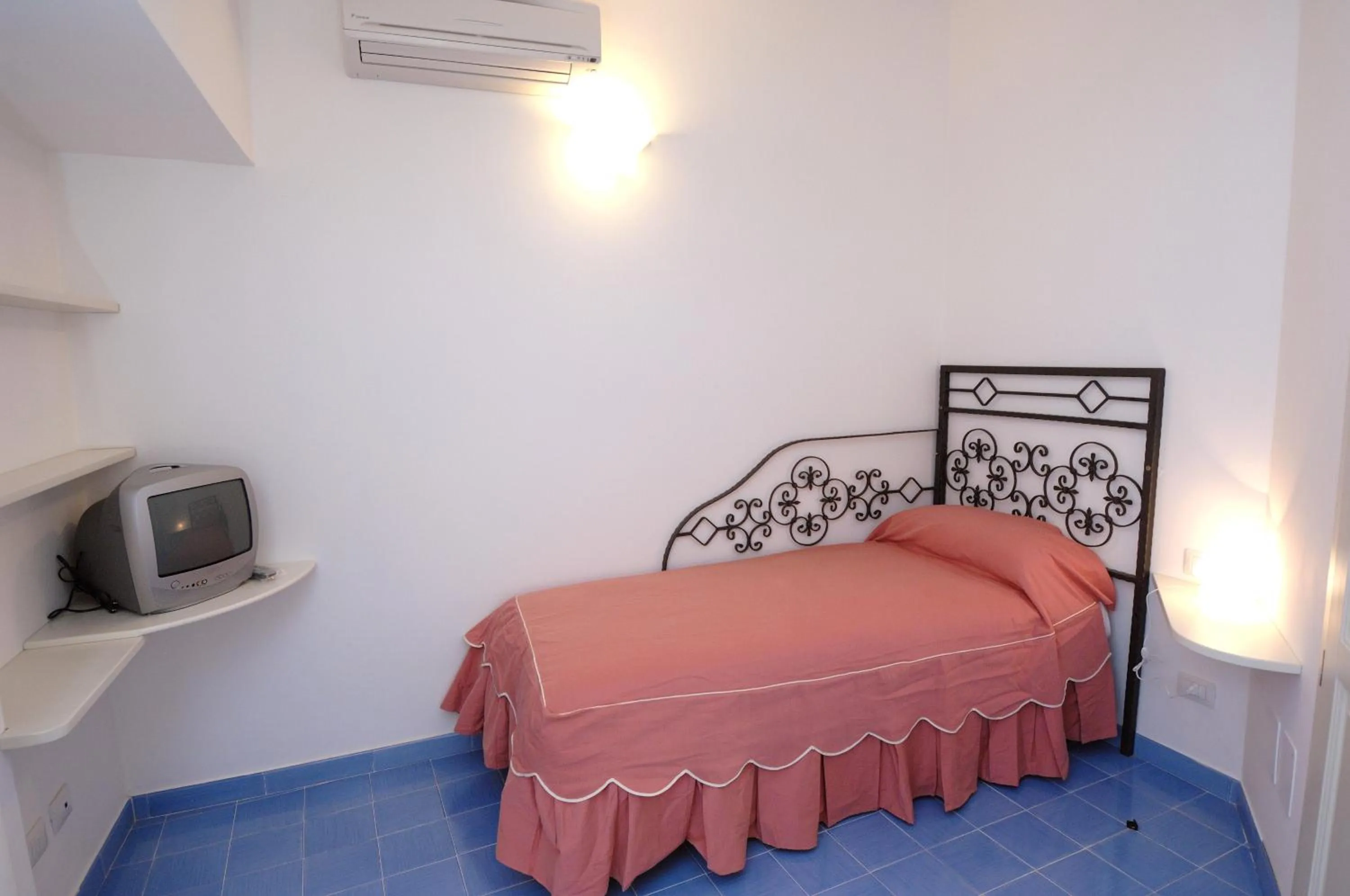 Bed in Aurora Residence