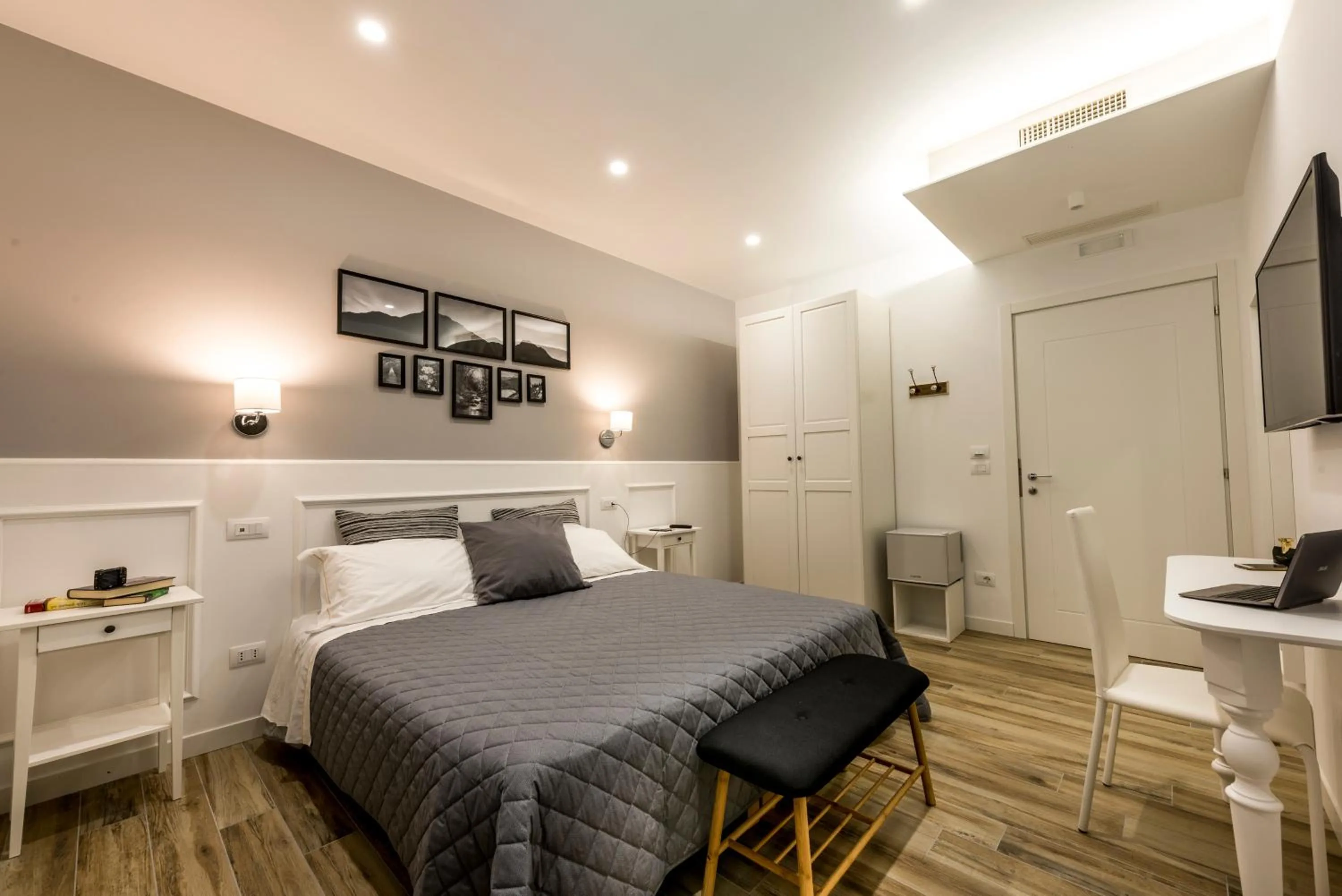 Bed in Il Parco dei Poeti B&B