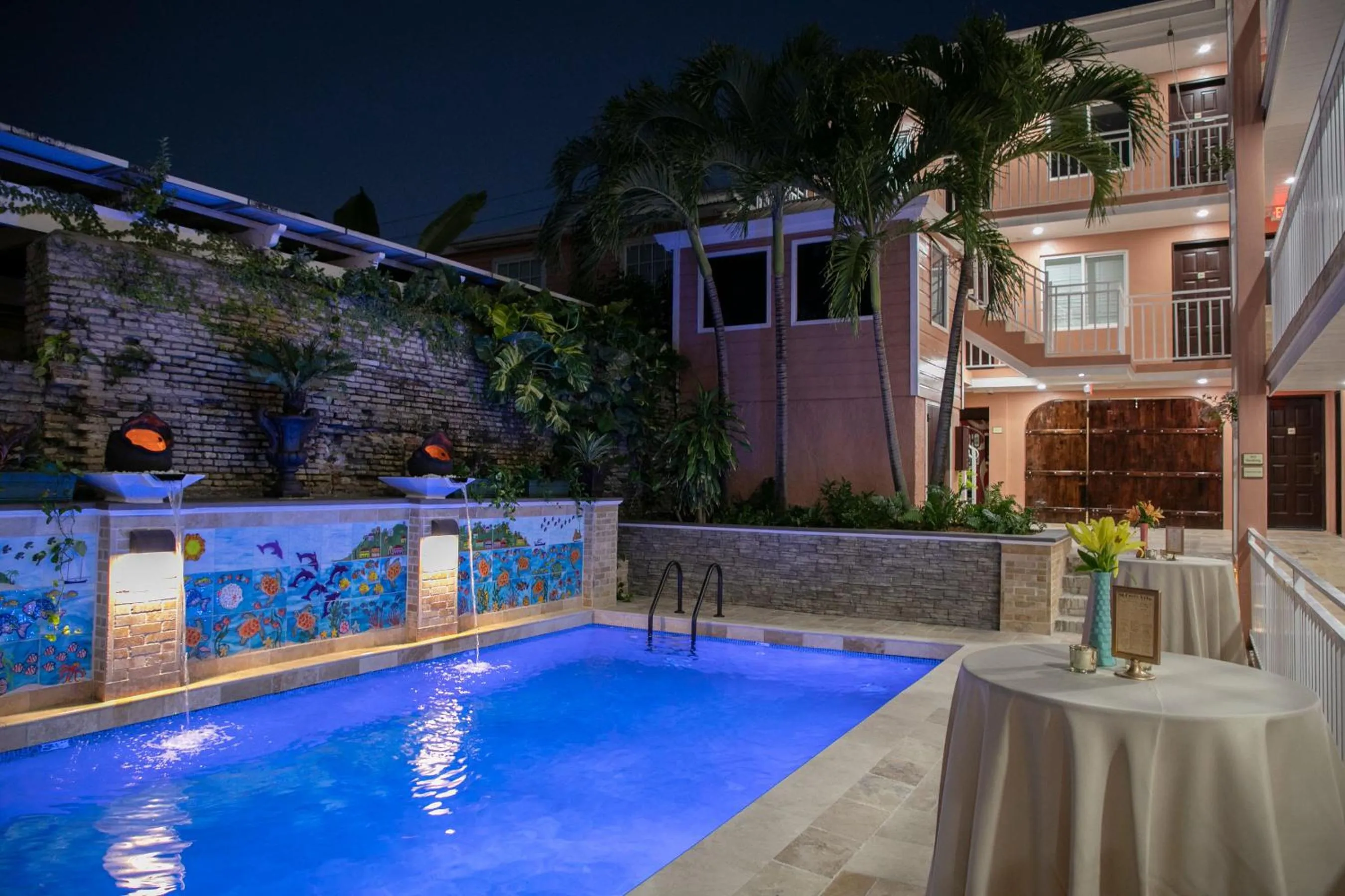 Swimming pool in Company House Hotel St Croix