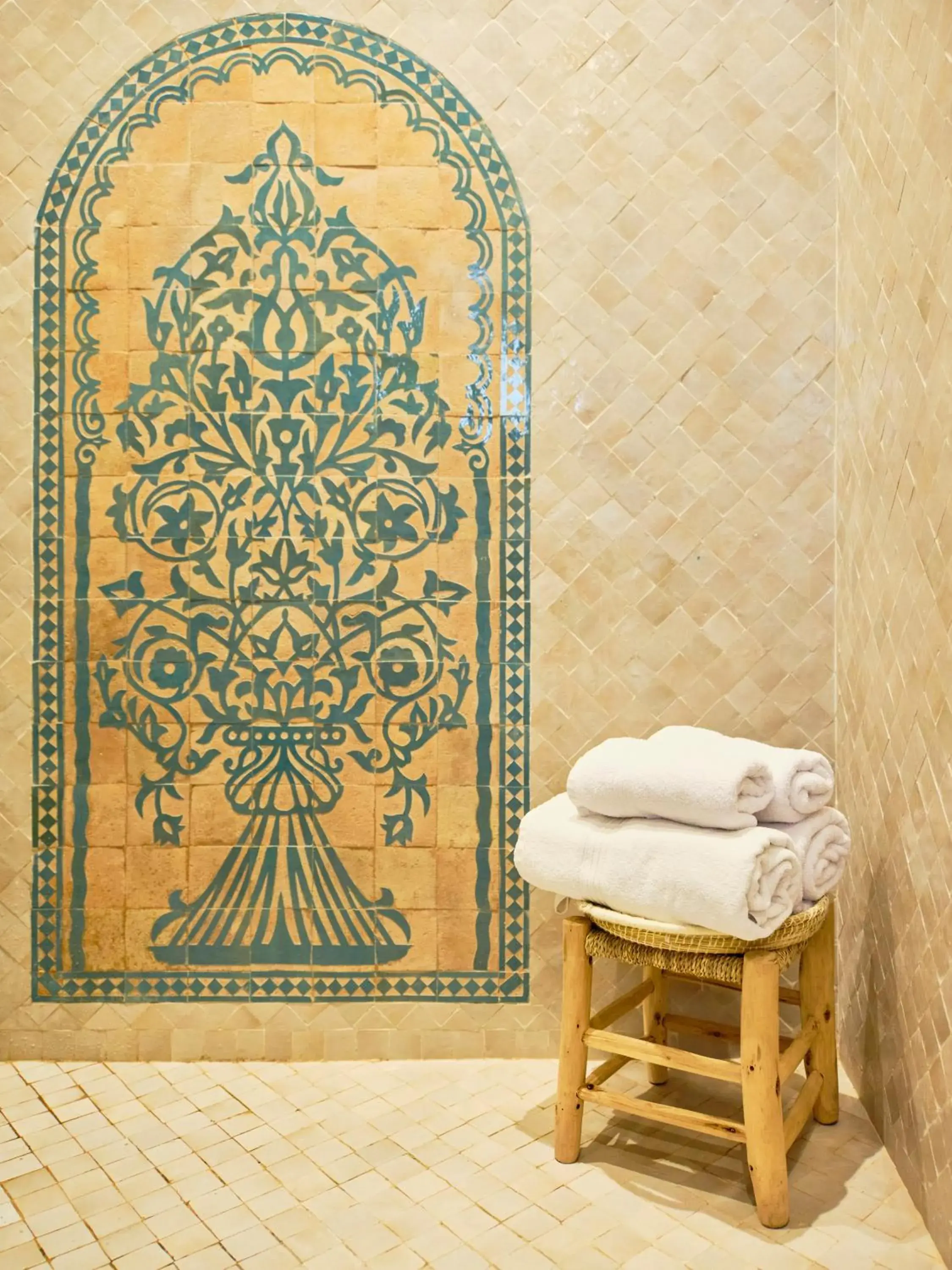 Senior Family Suite Damas in Dar Jasmine Senior Family Suite Damas in Dar Jasmine