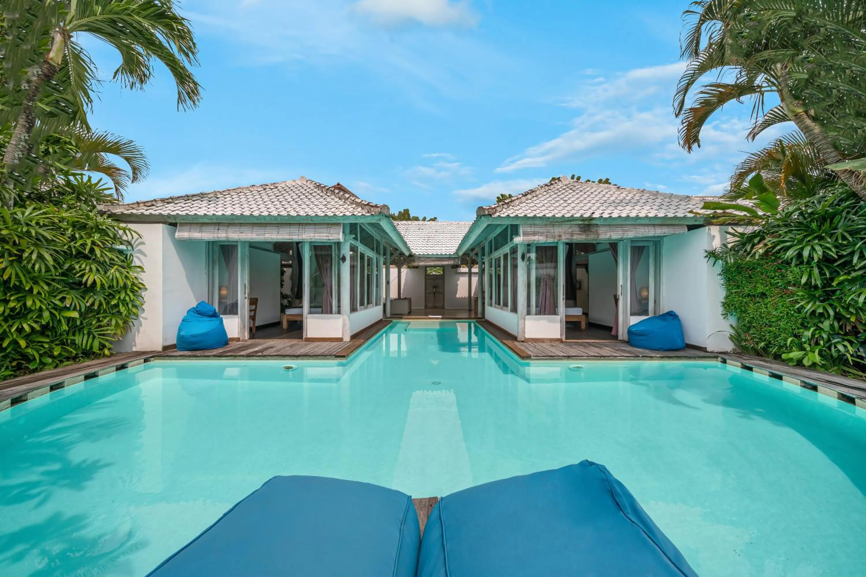 Villa Laksmana Hideaway 2 - Surrounded by water- 2bd villa with fantastic pool!