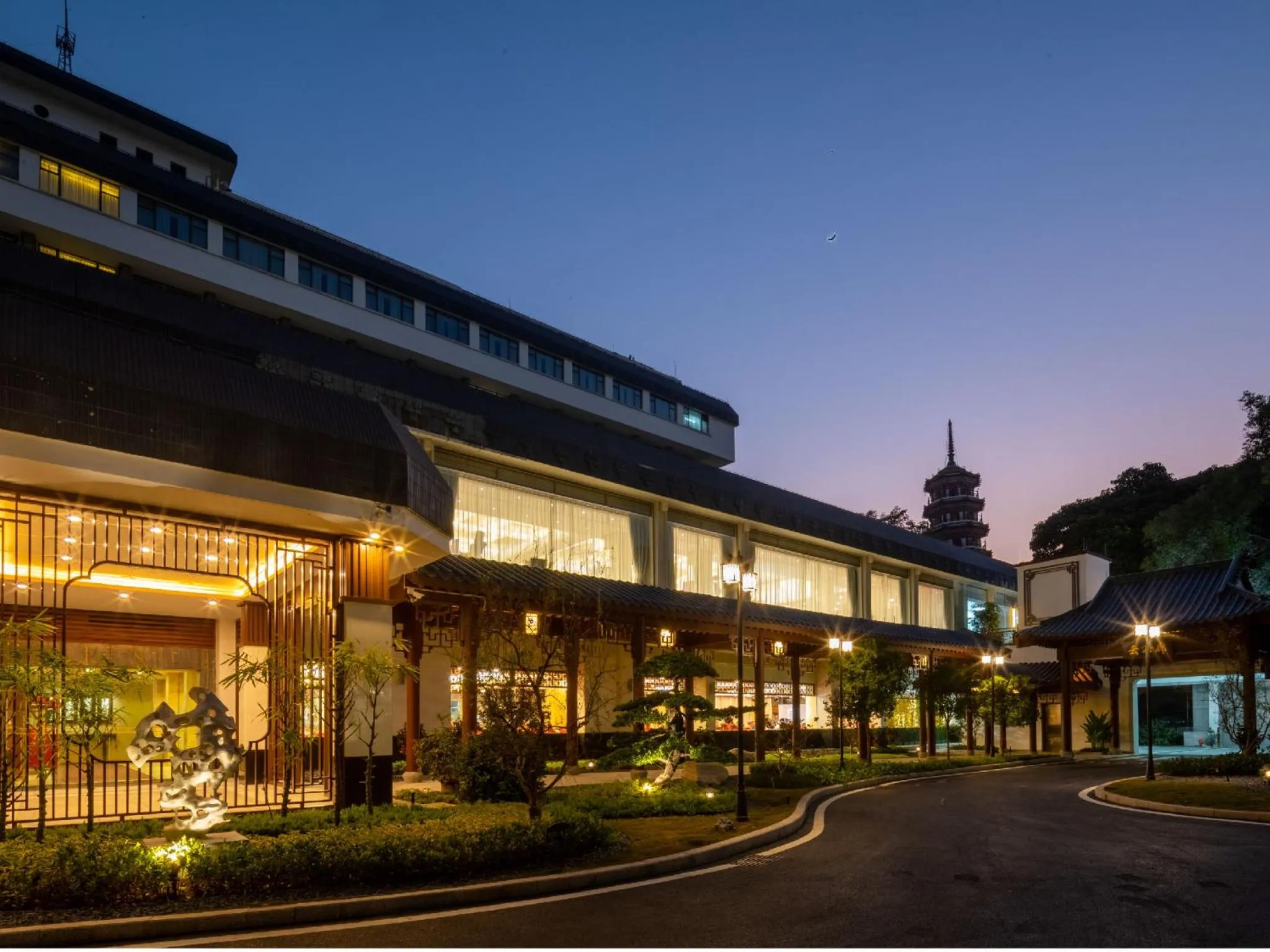 Property building in Guangdong Yingbin Hotel