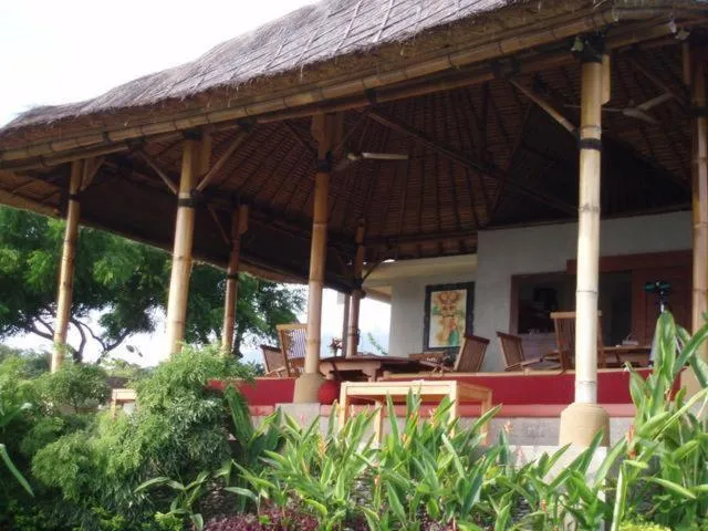 Restaurant/places to eat in Toyabali-Resort, Boutique Beach Villas