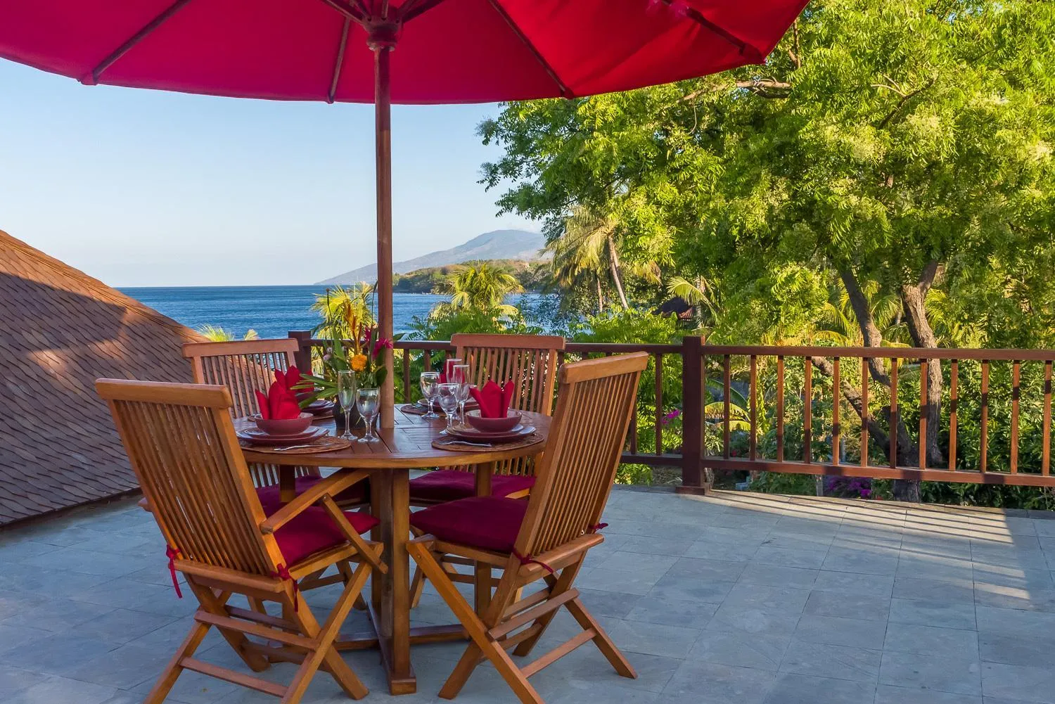 Restaurant/places to eat in Toyabali-Resort, Boutique Beach Villas