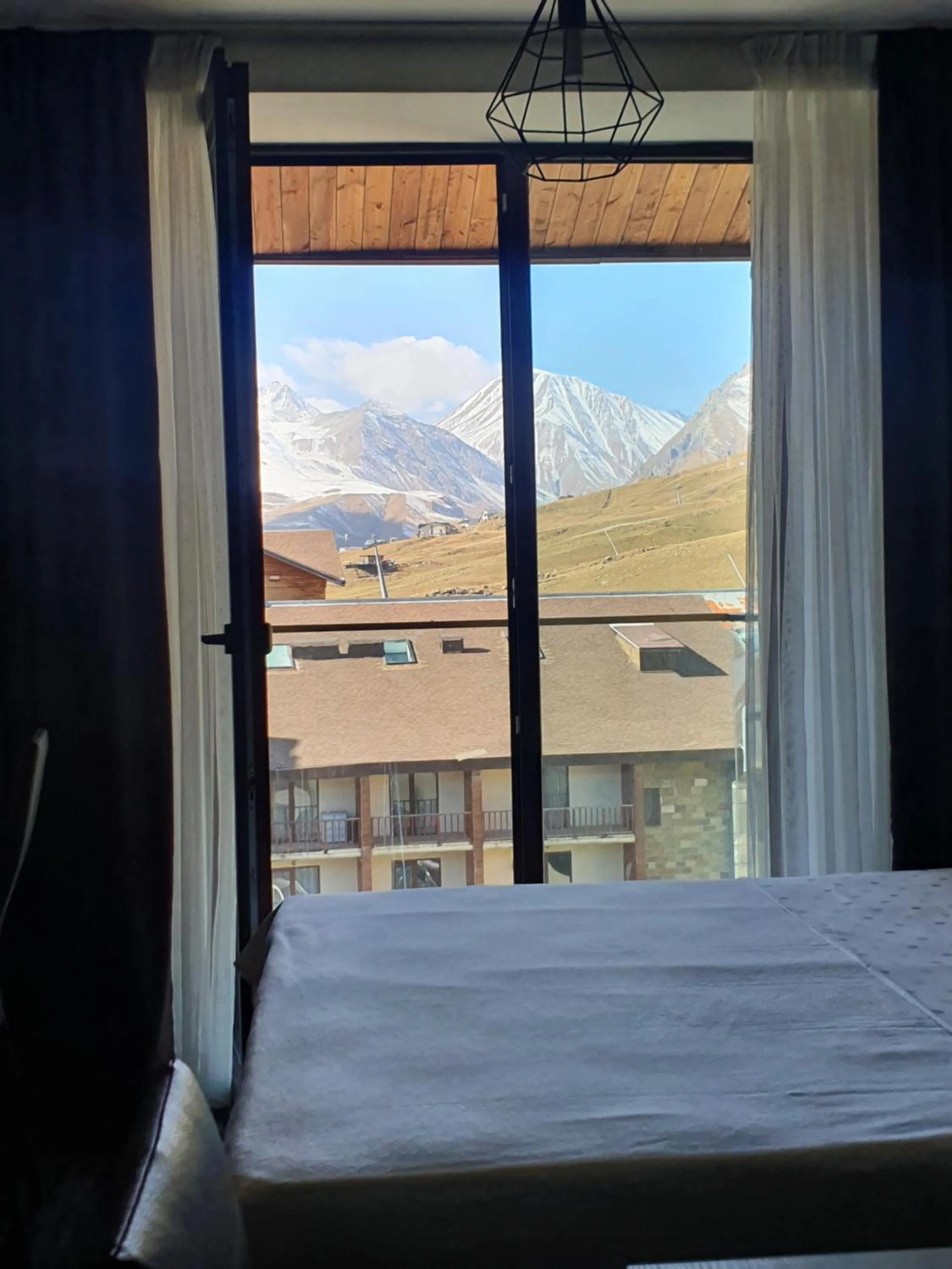 Bed in Frozen View New Gudauri