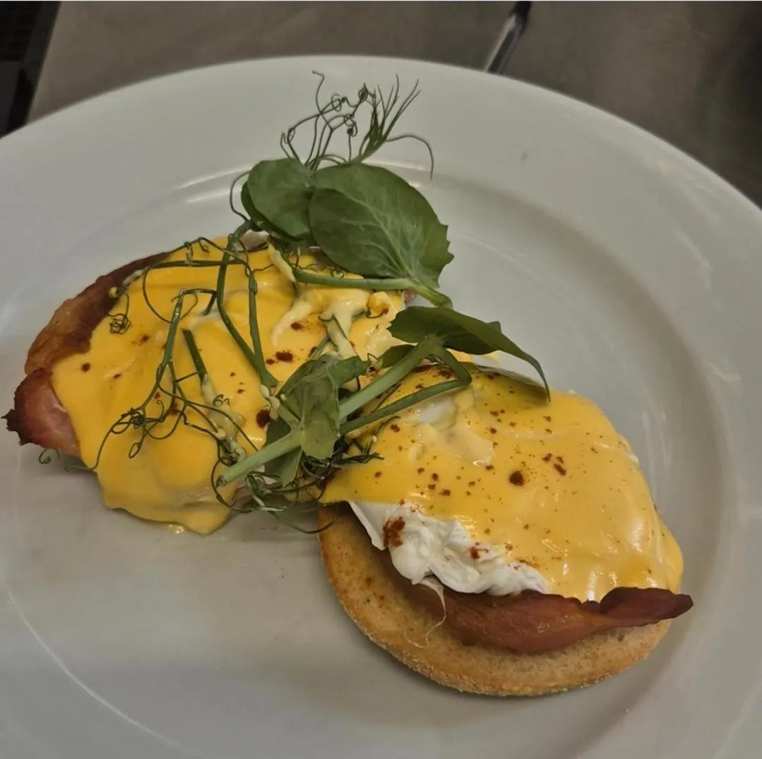 Breakfast in The Great Western Hotel