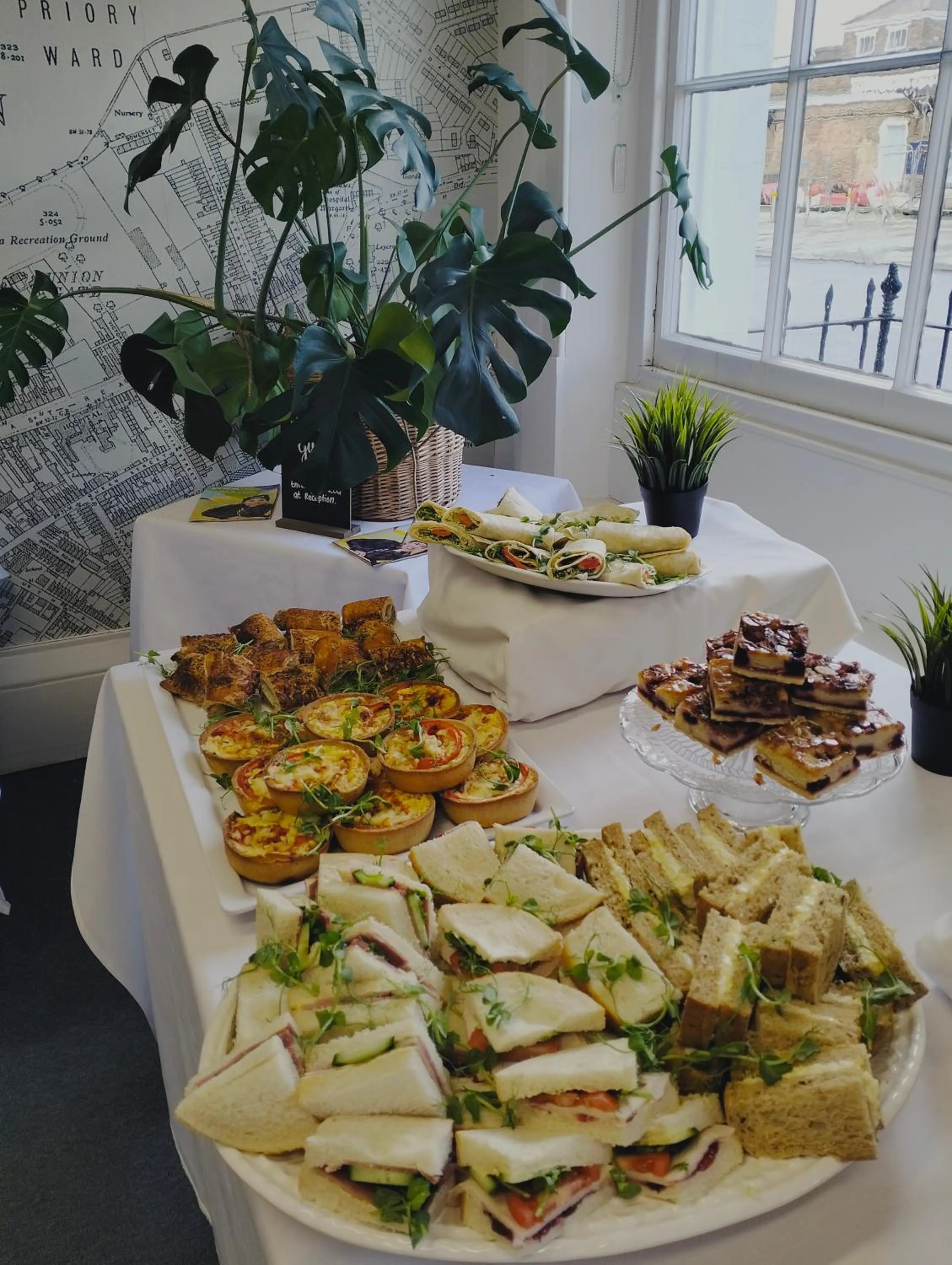 Restaurant/places to eat in The Great Western Hotel