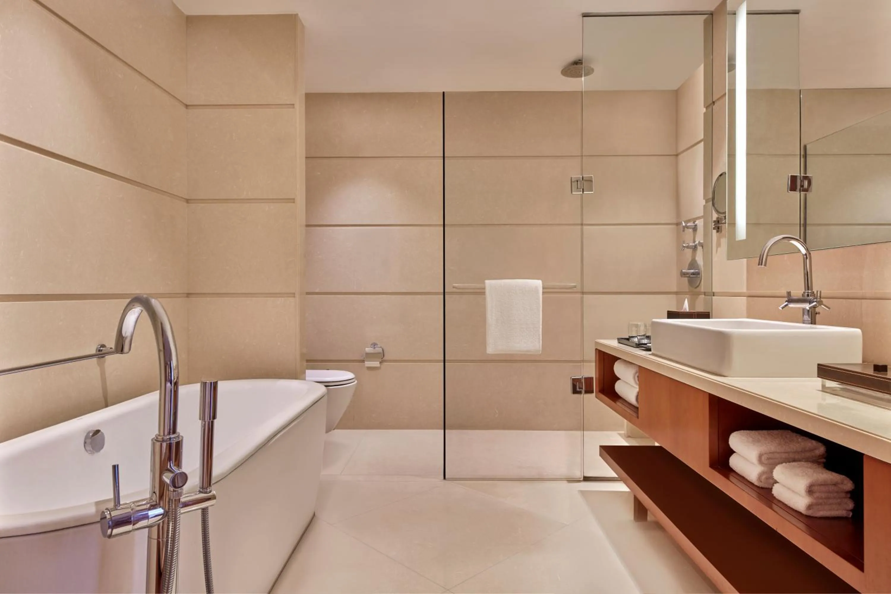 Bathroom in Courtyard by Marriott Kochi Airport