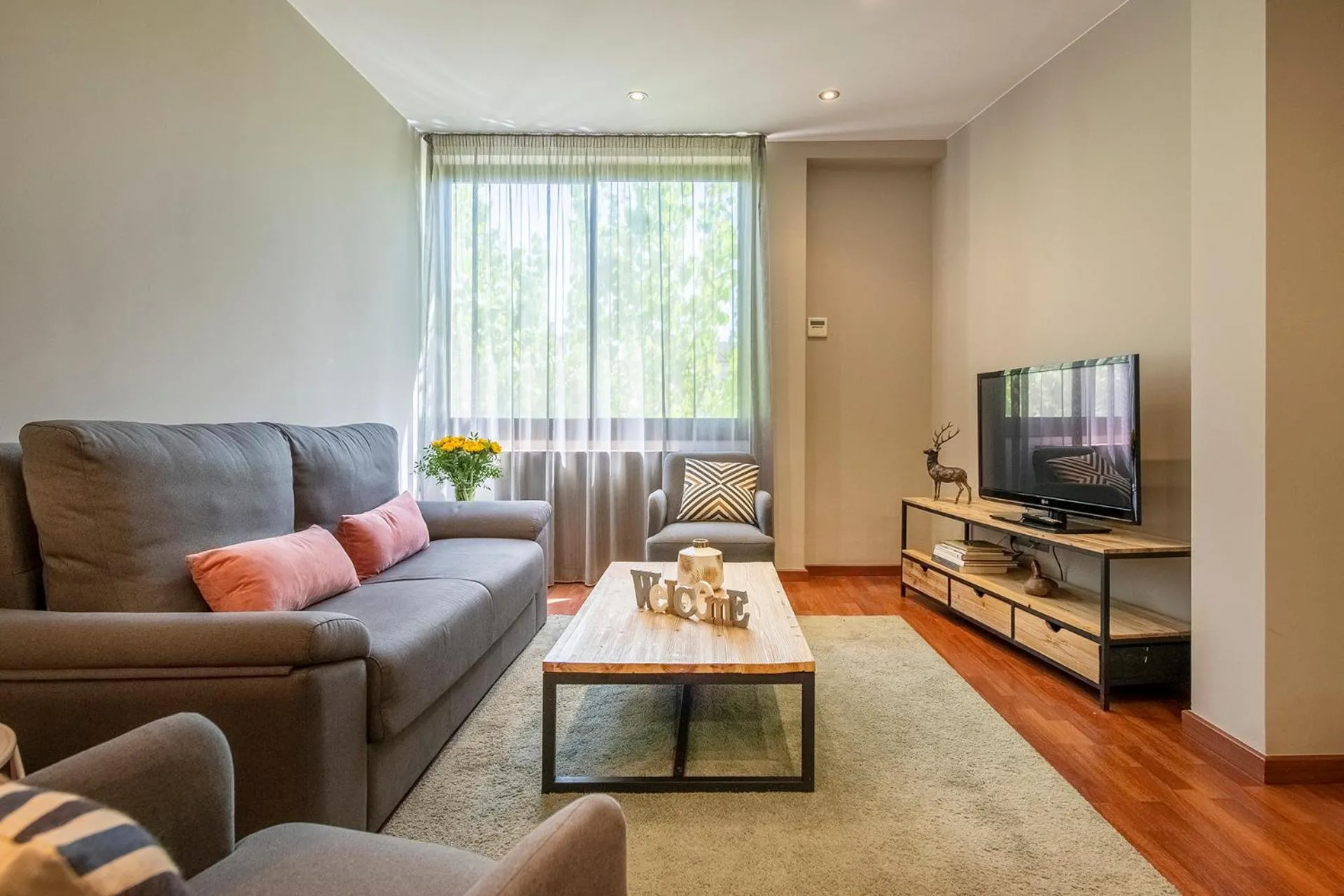 Living room in UP ROOMS BANYOLES